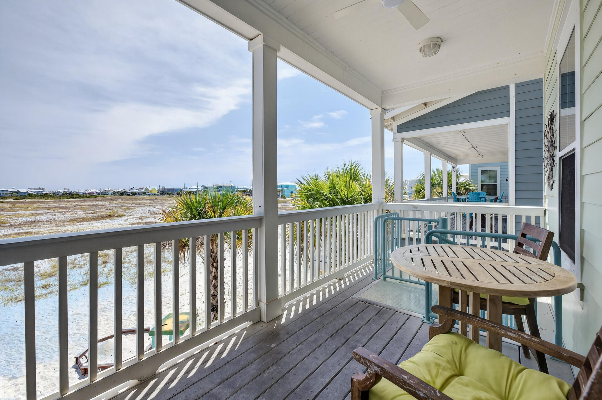 BY THE SEA - Residential