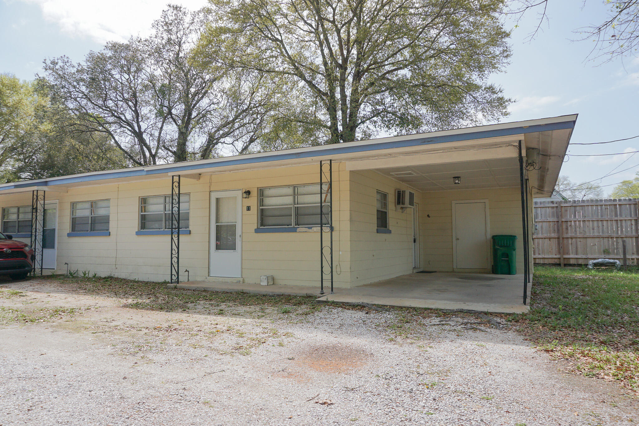 1 bed/1bath in great location in Fort Walton Beach with water, sewer, trash, pest control & lawn maintenance INCLUDED! Available 4/7/2025. This quaint and renovated 1 bed is perfectly situated near Beal Parkway, offering easy access to shopping, dining, and both military bases. This 1-bedroom duplex comes with a convenient 1-car attached carport. Unit features ceiling fans, blinds, and vinyl plank flooring. Washer/dryer hookups are available in a private utility closet included with unit. Step outside onto the open patio, perfect for enjoying the Florida breeze. Don't miss out on making this your new home! No inside smoking, vaping, or pets allowed. Minimum 600 FICO credit score. Apply with La Bella Vita Property Group today!