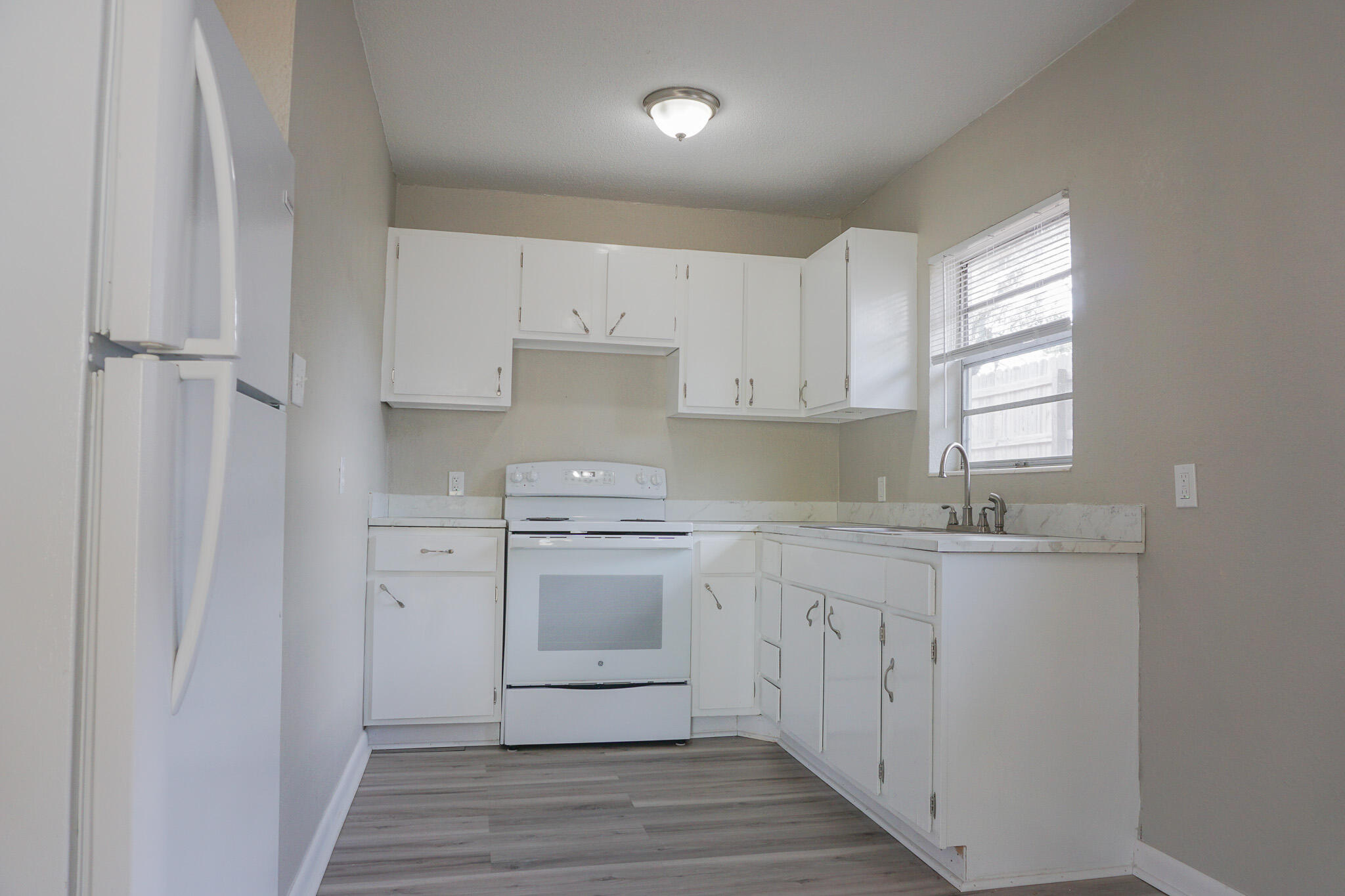 BEULAH ST - Residential Lease