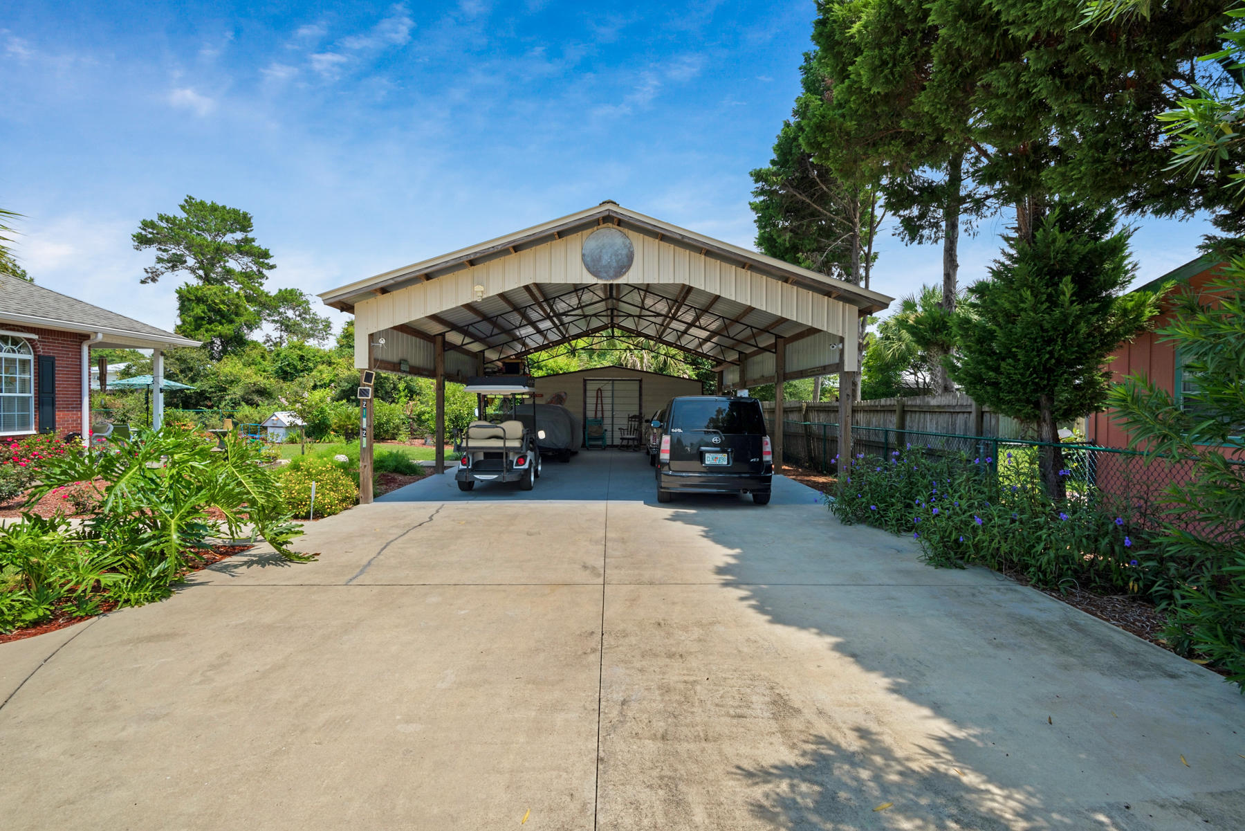 RIVIERA BEACH - Residential