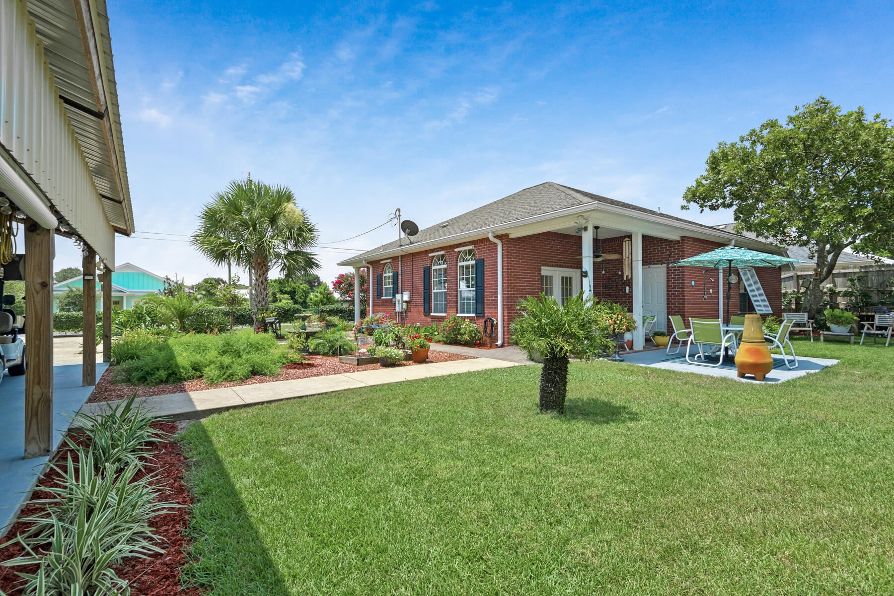 RIVIERA BEACH - Residential