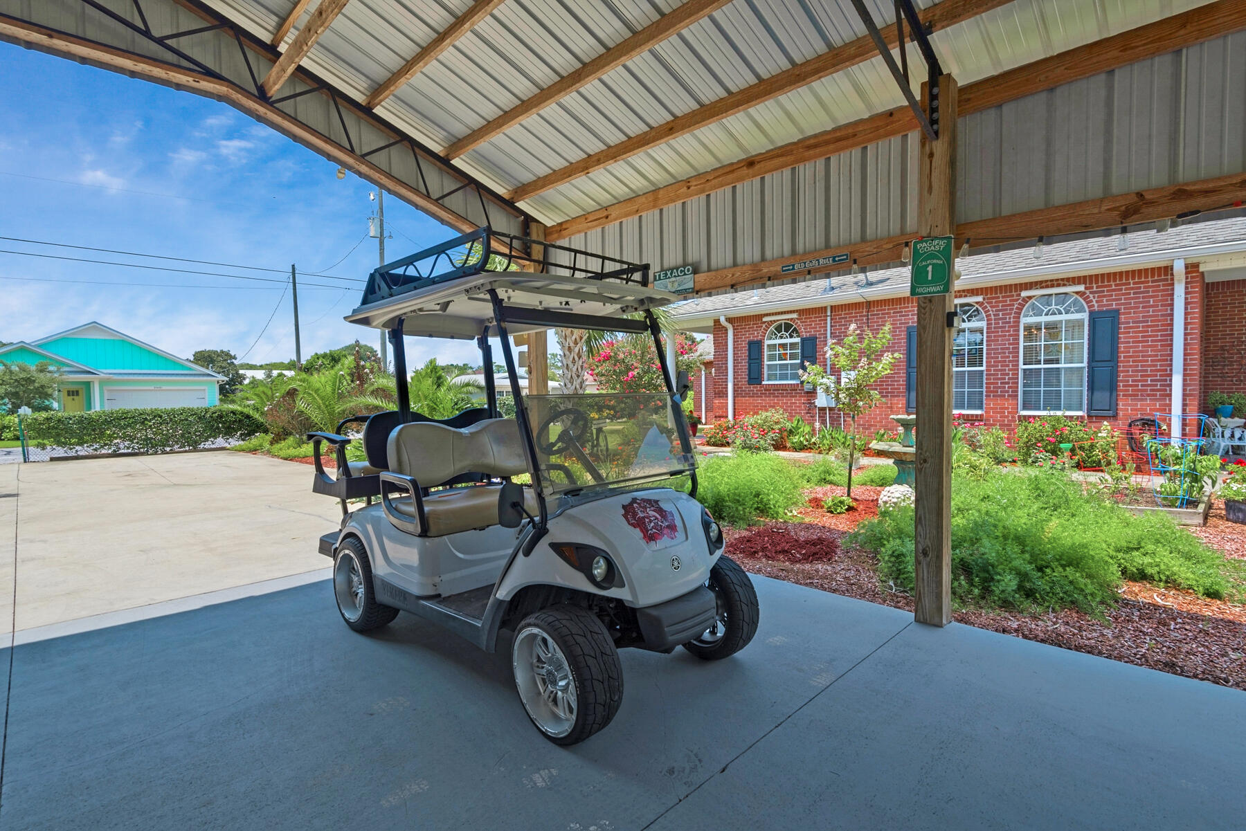 RIVIERA BEACH - Residential