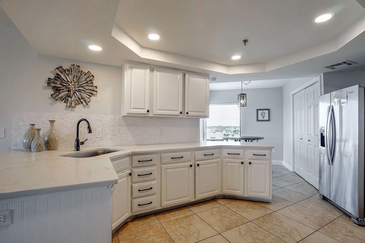 INLET REEF CLUB CONDO - Residential