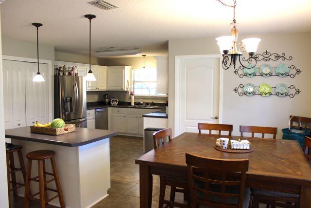 HOLLEY BY THE SEA - Residential