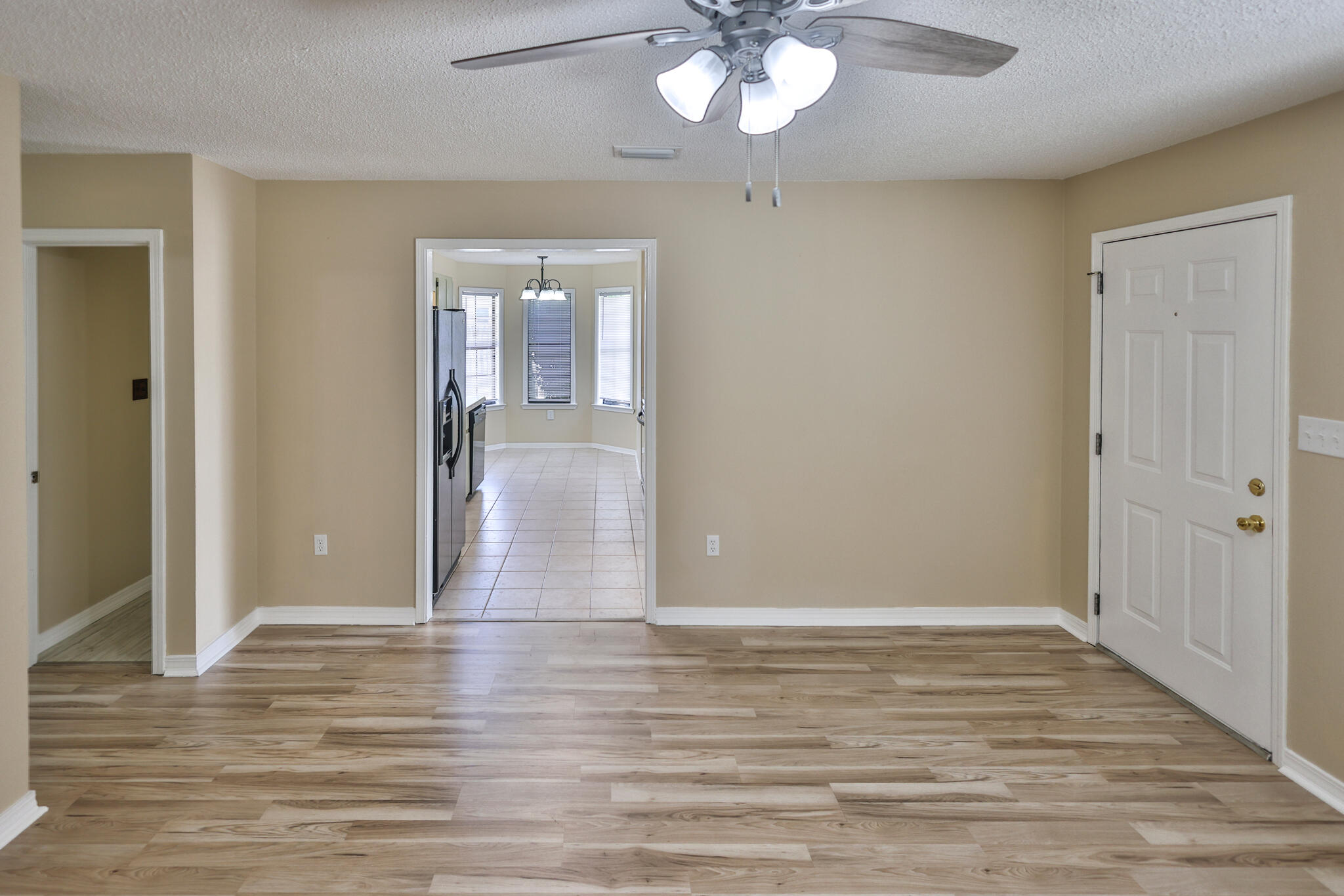 SHOAL WOOD EST 1st PH III - Residential Lease