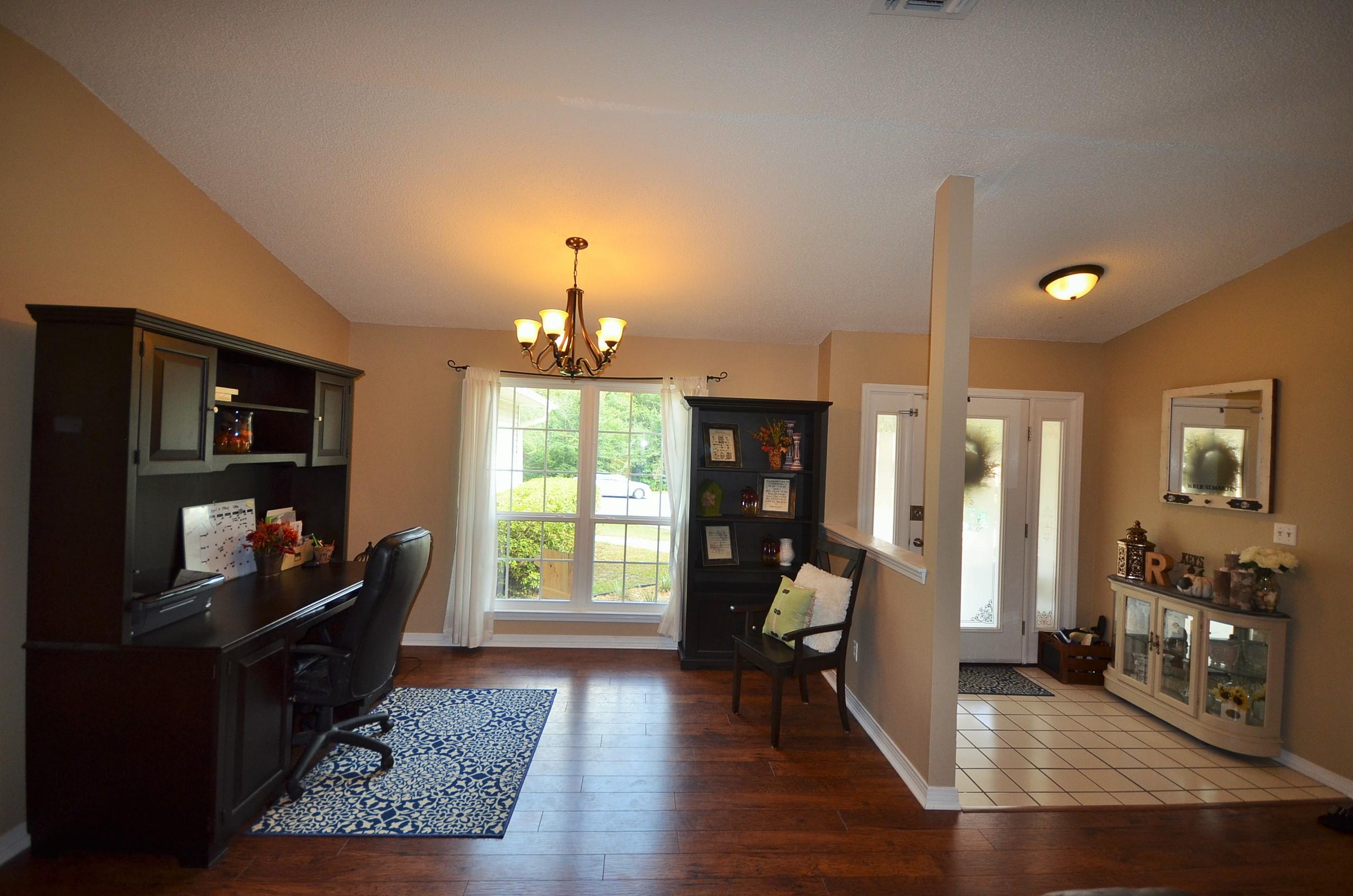 FOXWORTH ESTATES PH 1 - Residential