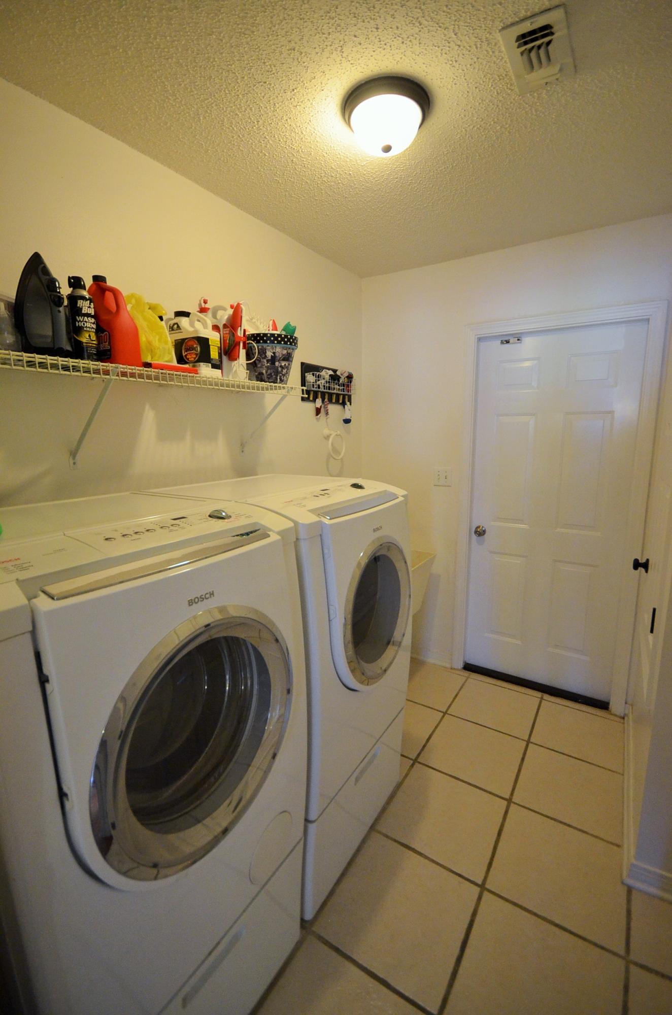 FOXWORTH ESTATES PH 1 - Residential