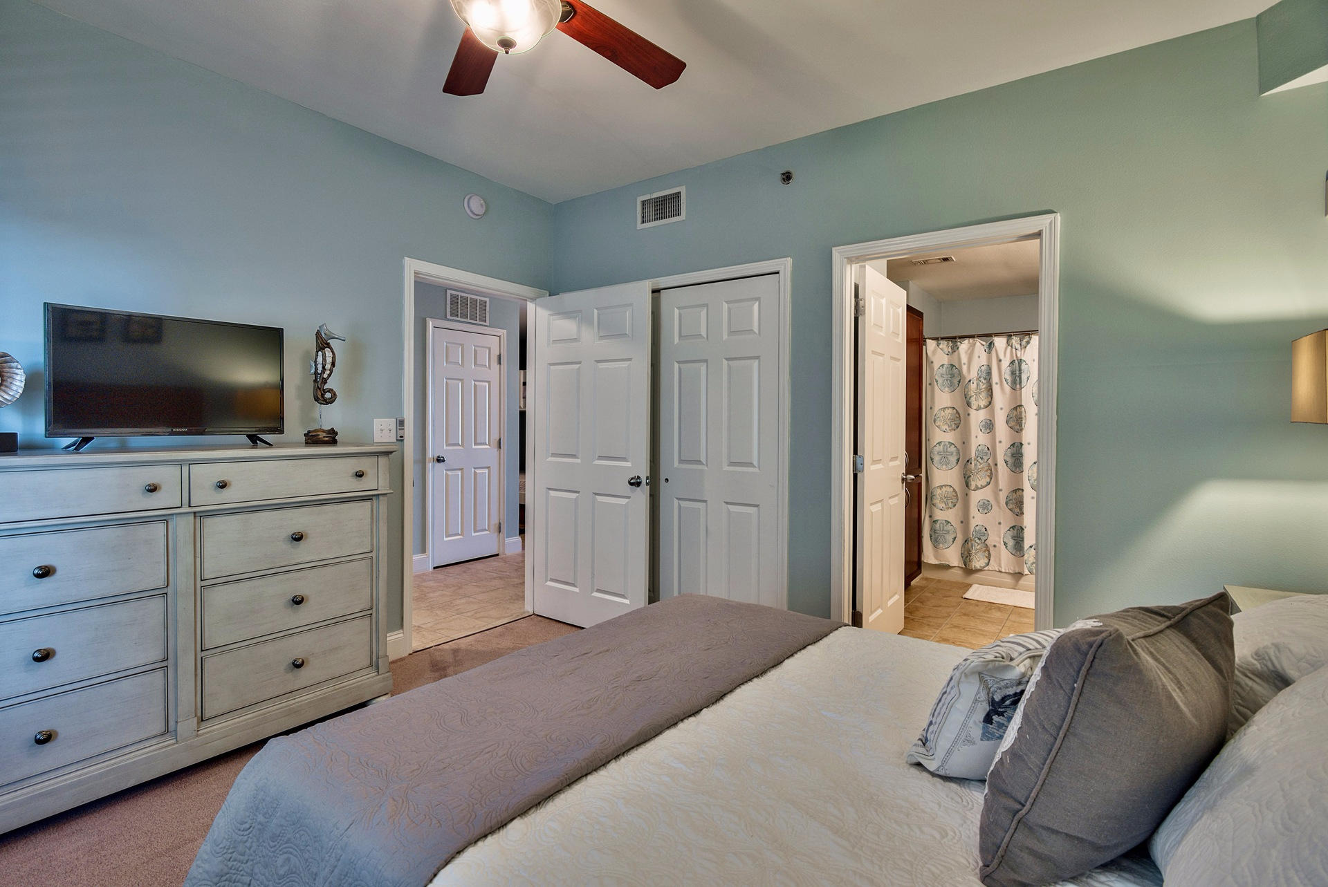 Laketown Wharf - Residential