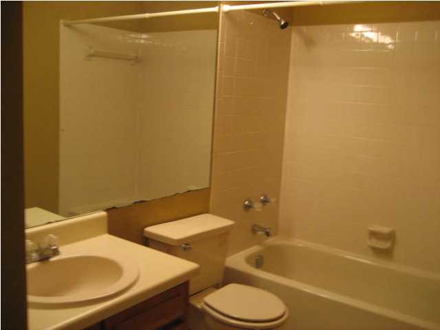 LONGLEAF HEIGHTS - Residential Lease