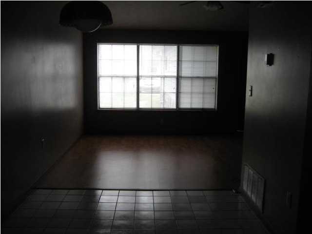 LONGLEAF HEIGHTS - Residential Lease