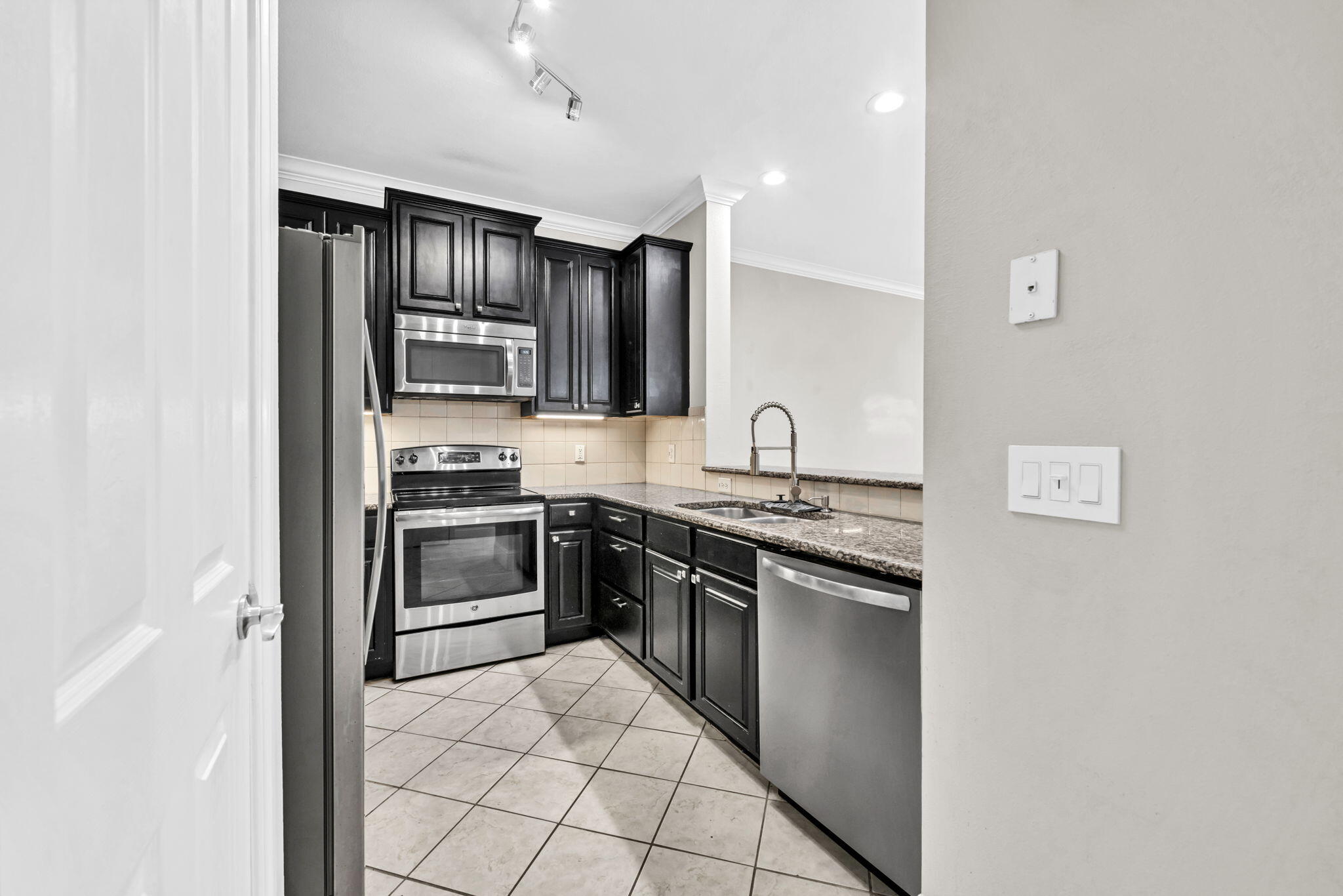 EAGLE BAY - Residential