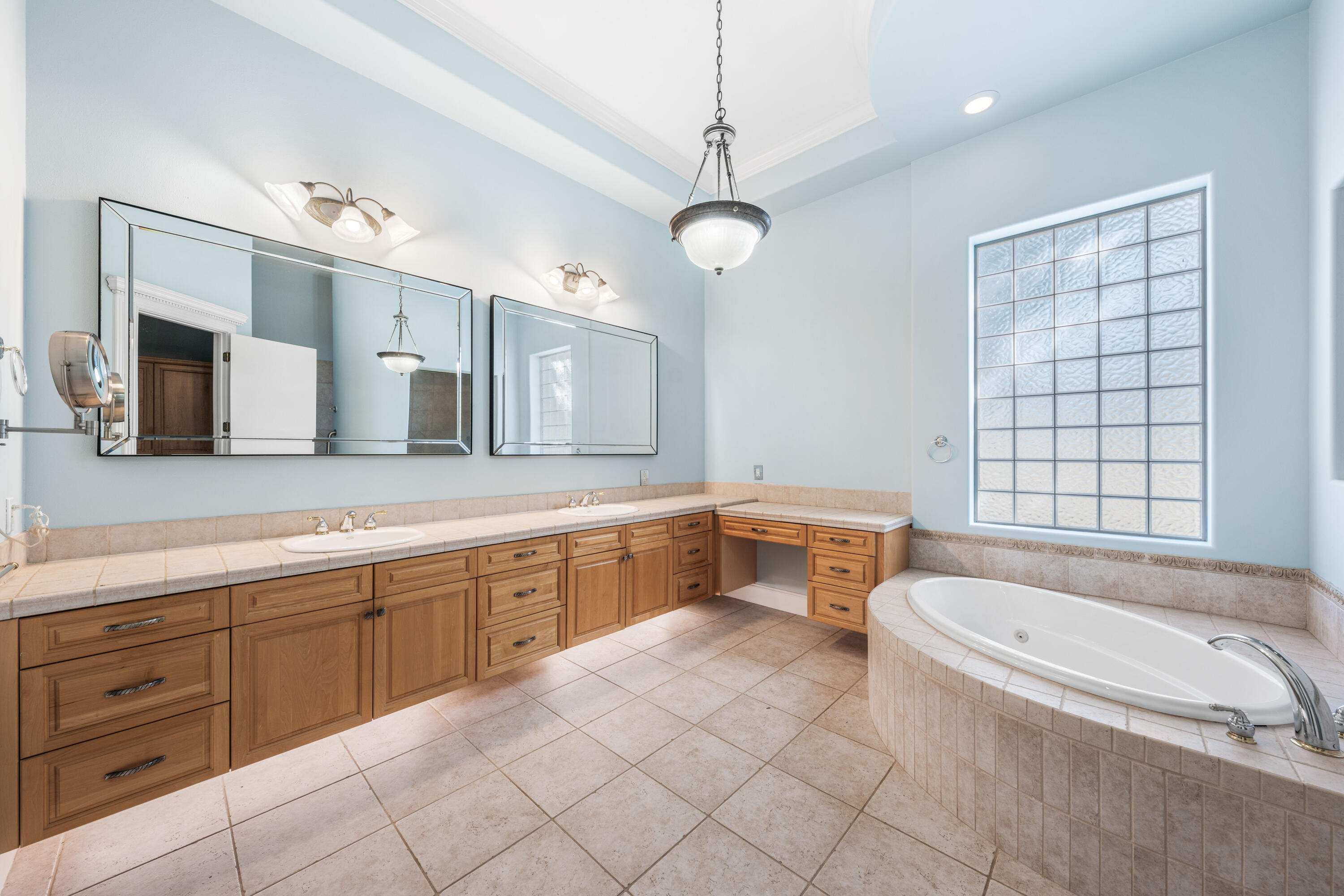 Regatta Bay  Commodore Point - Residential