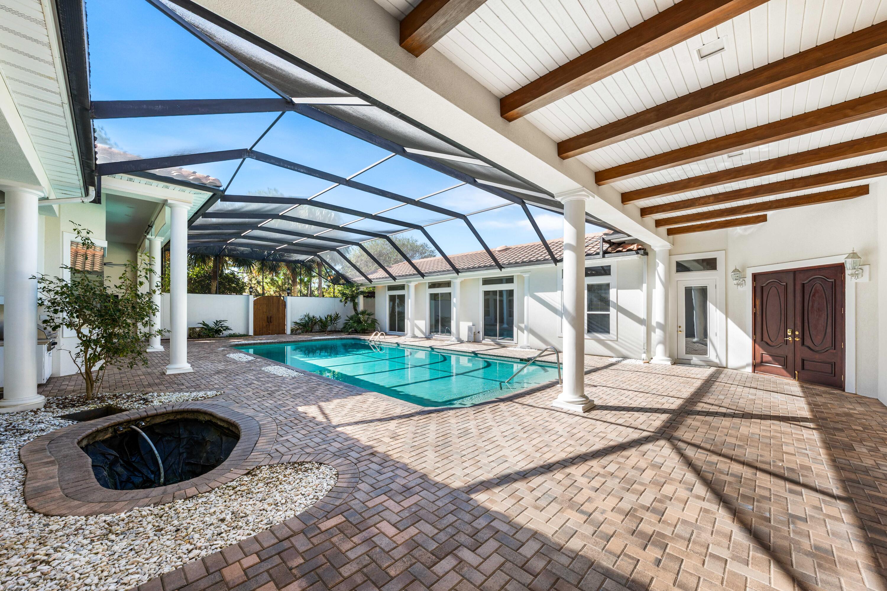 Regatta Bay  Commodore Point - Residential