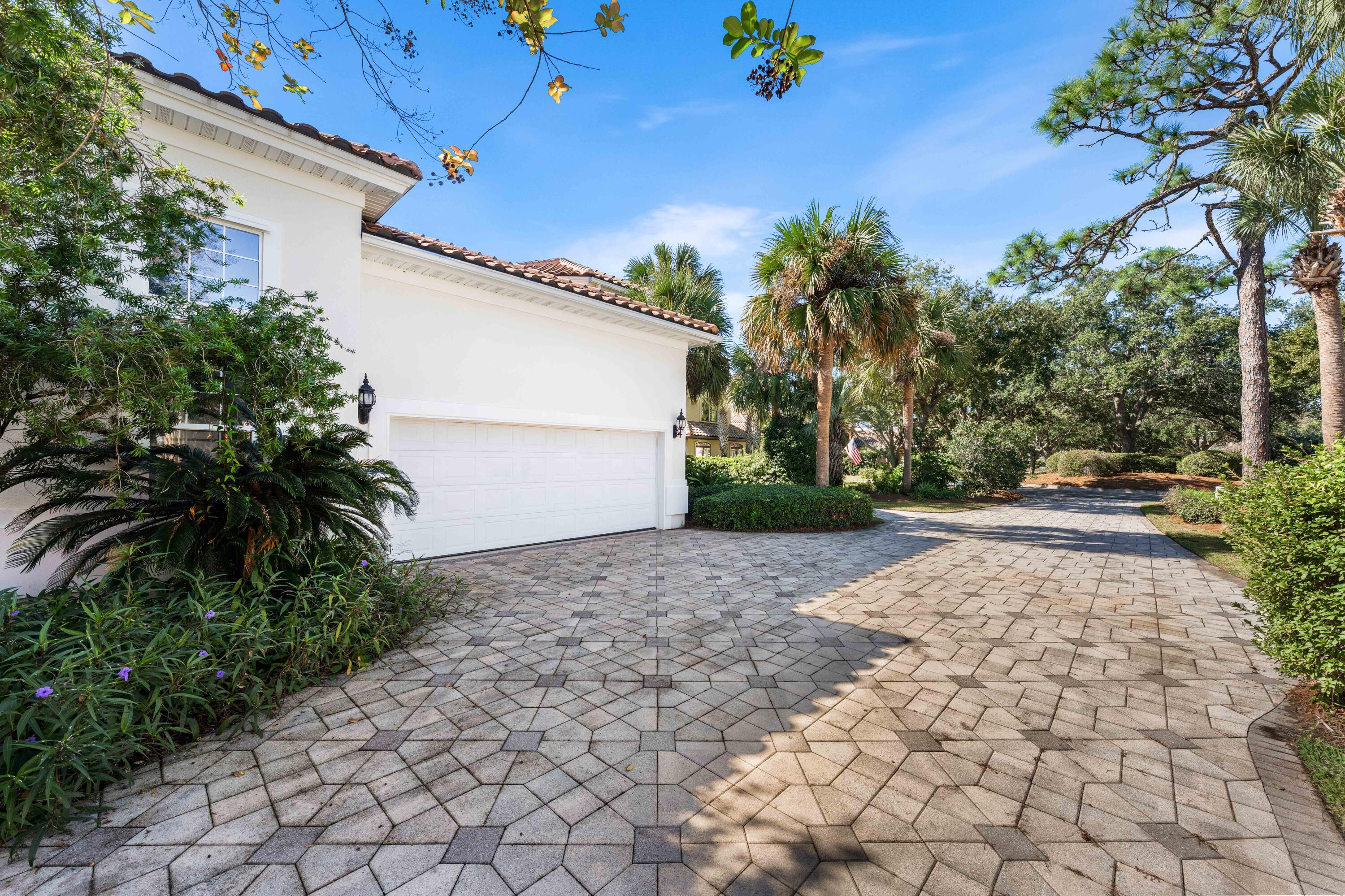 Regatta Bay  Commodore Point - Residential