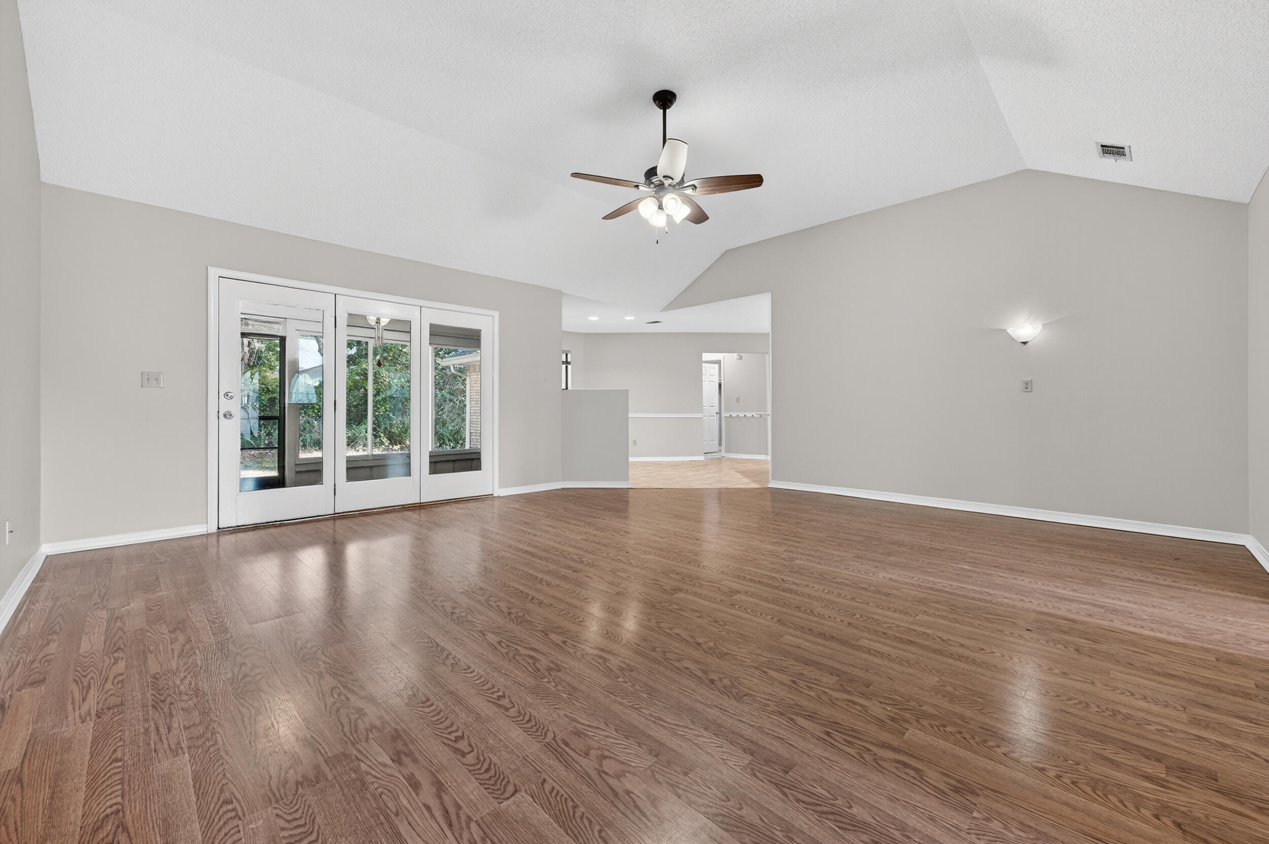 CARIBBEAN VILLAGE WEST - Residential