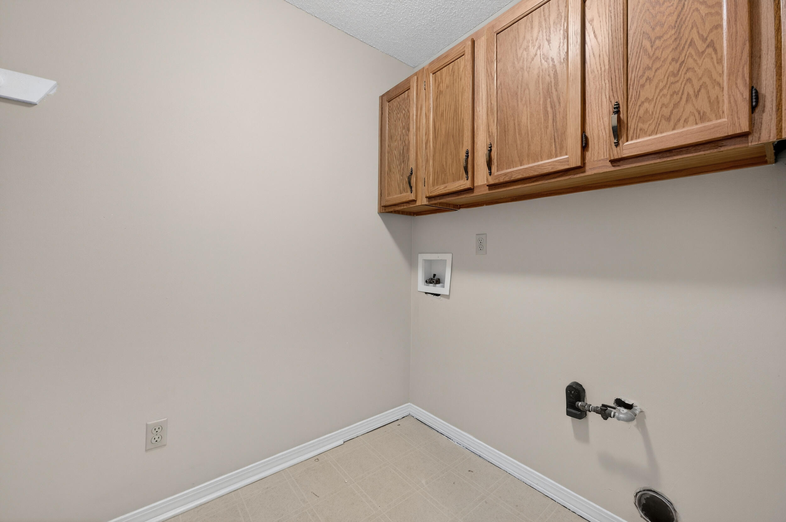 CARIBBEAN VILLAGE WEST - Residential