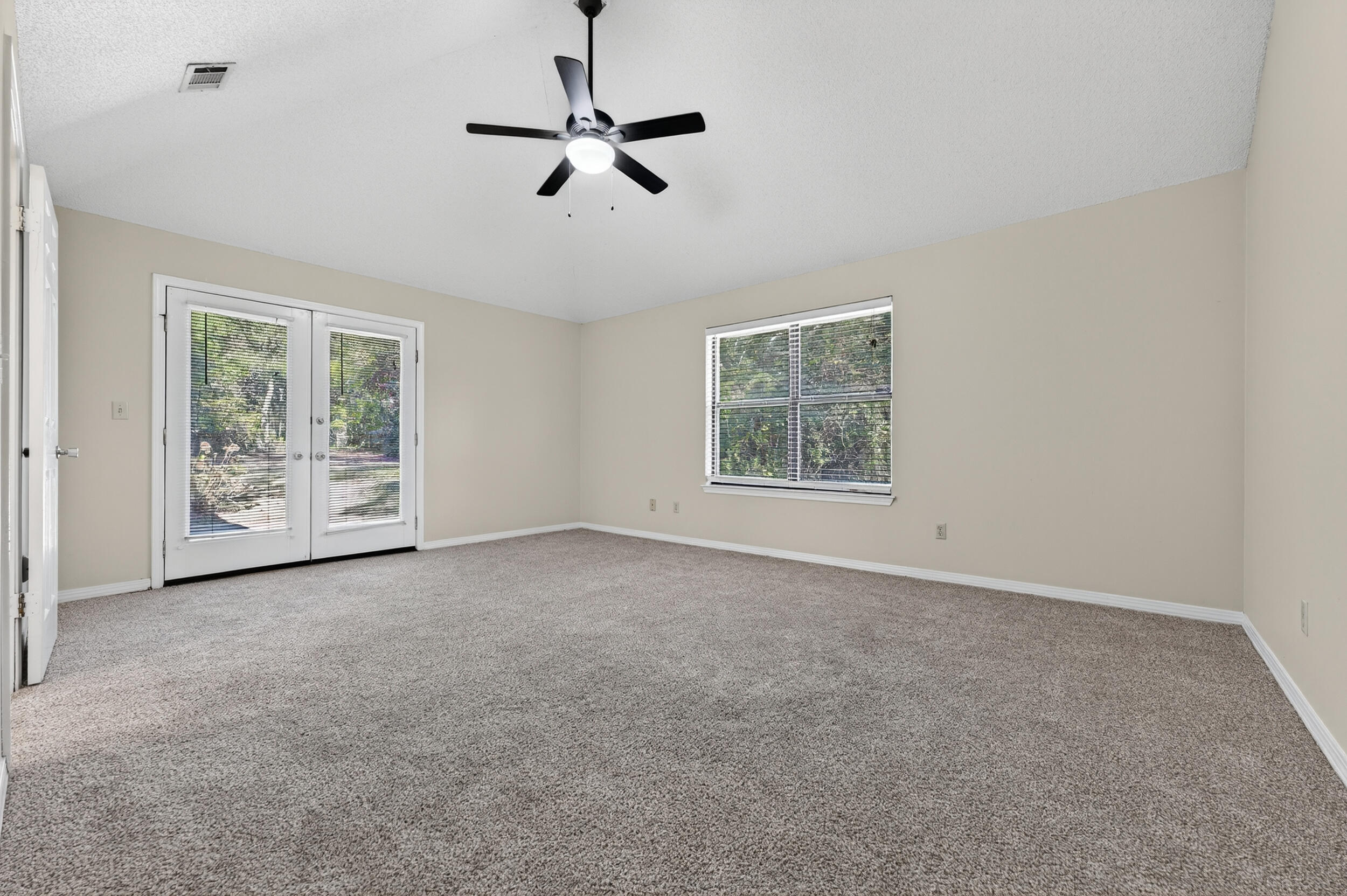 CARIBBEAN VILLAGE WEST - Residential