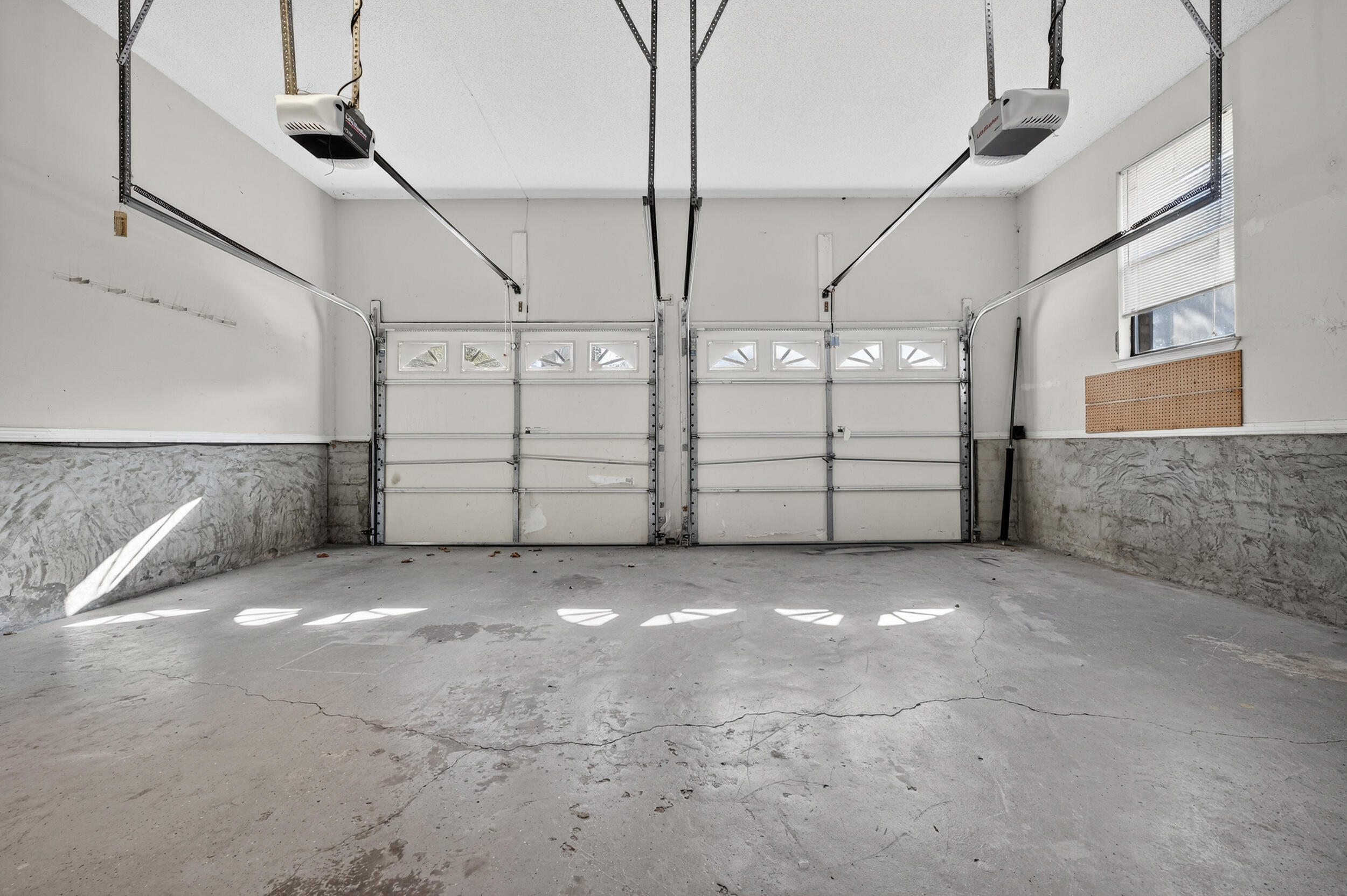 CARIBBEAN VILLAGE WEST - Residential