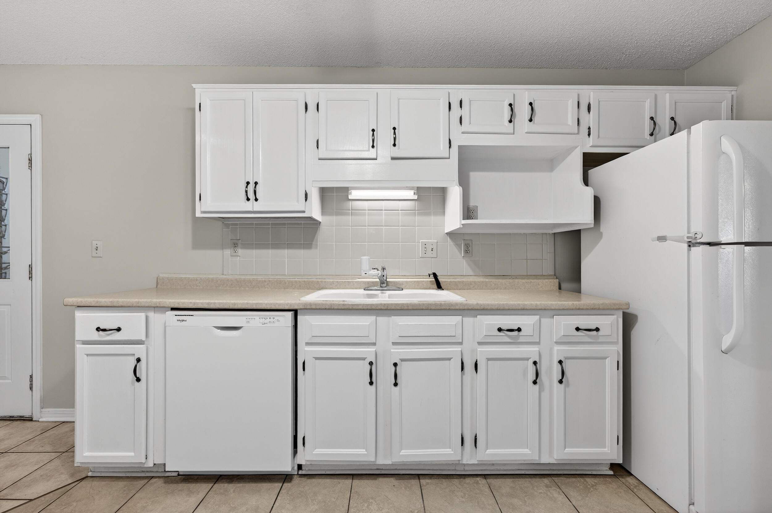 CARIBBEAN VILLAGE WEST - Residential