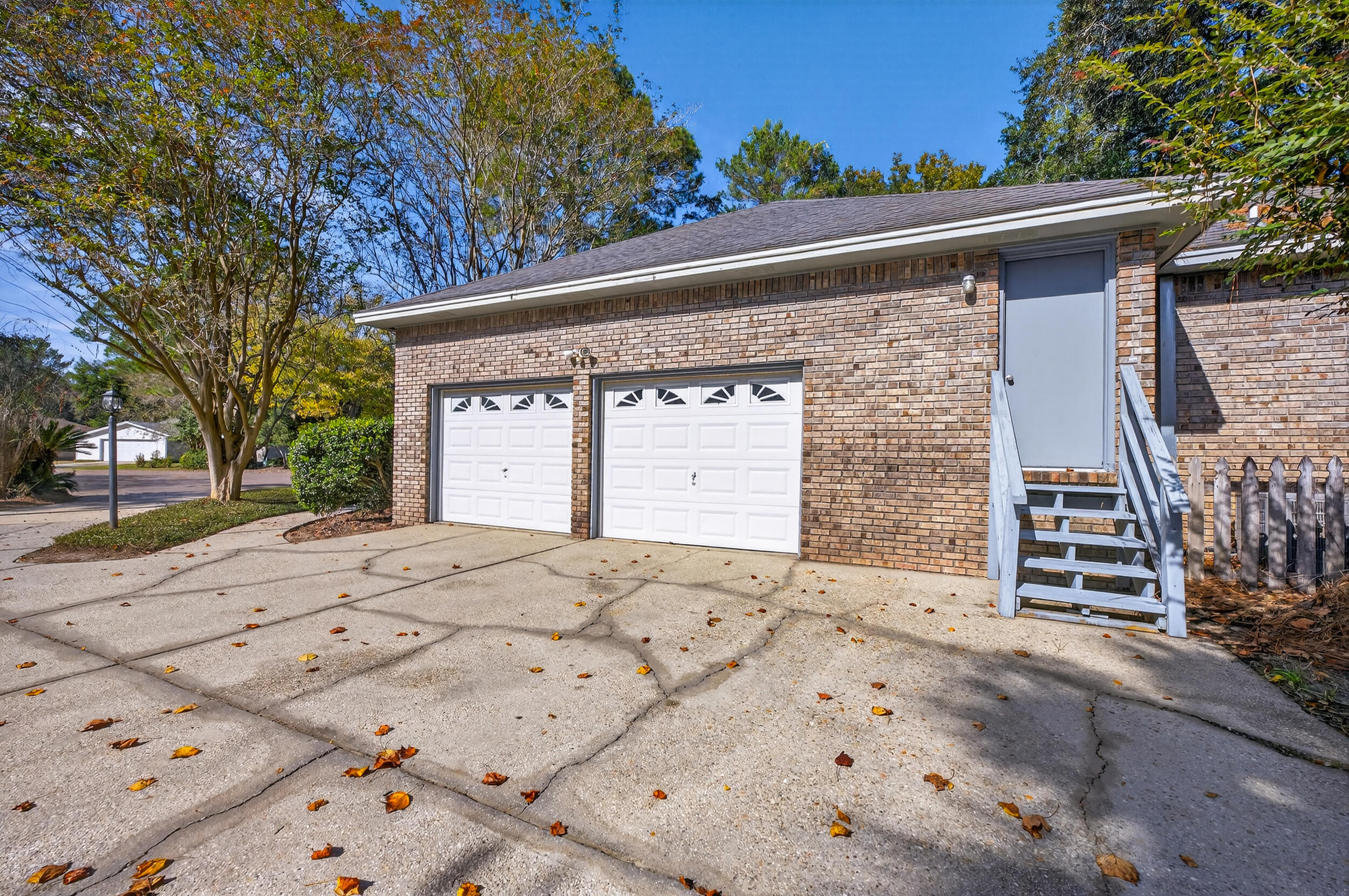 CARIBBEAN VILLAGE WEST - Residential