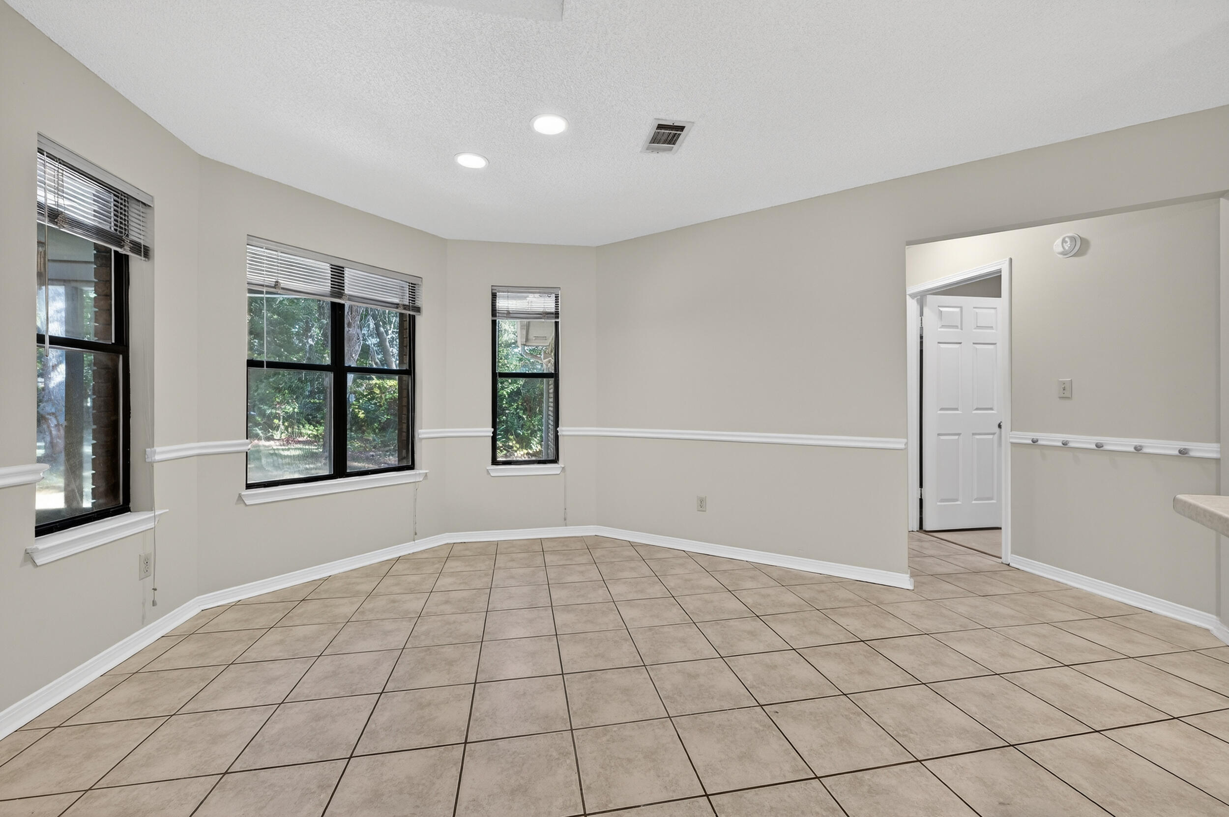 CARIBBEAN VILLAGE WEST - Residential