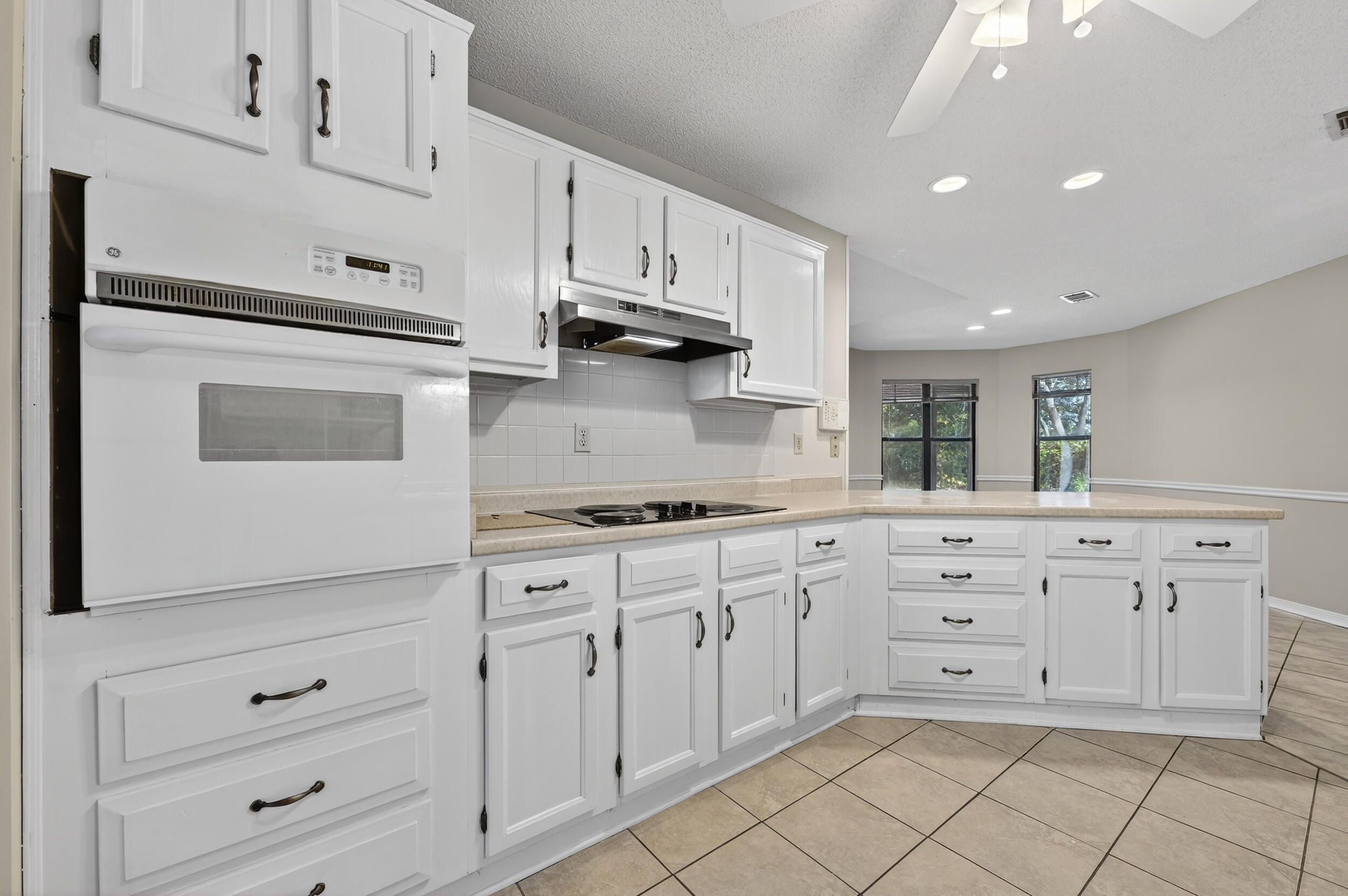 CARIBBEAN VILLAGE WEST - Residential