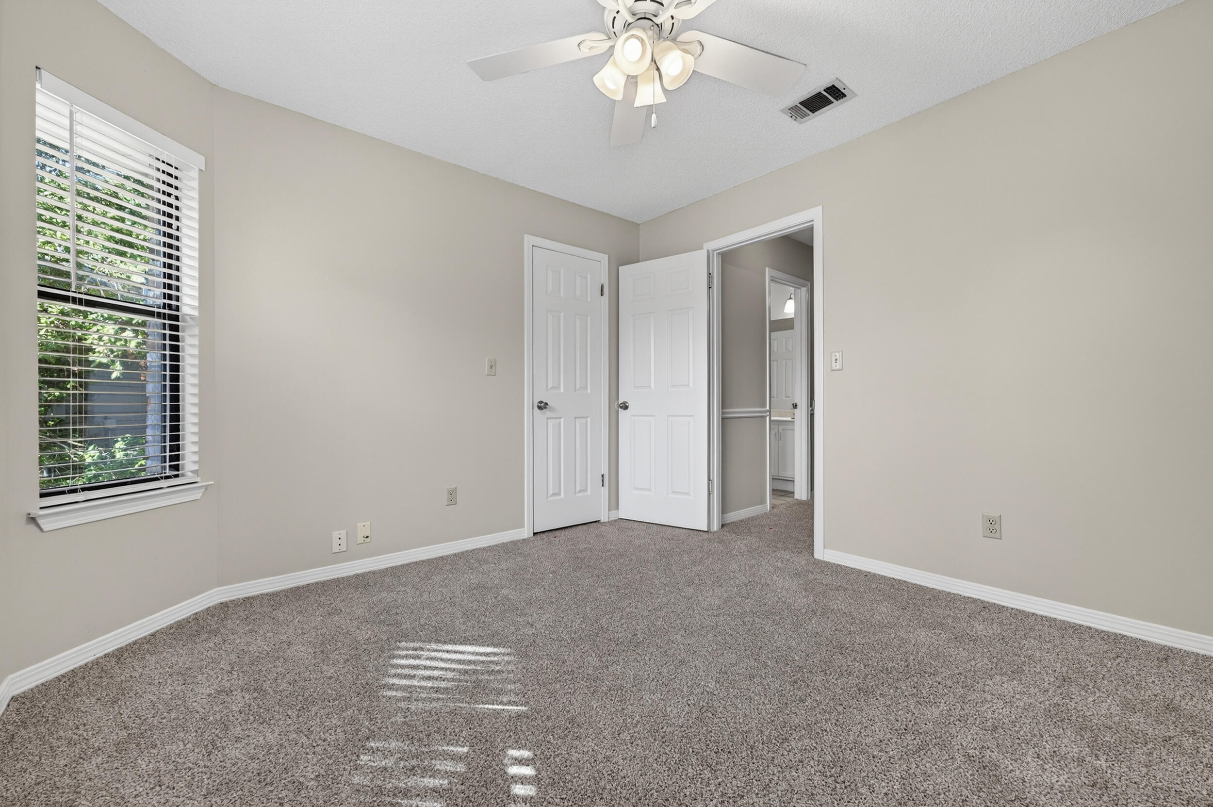 CARIBBEAN VILLAGE WEST - Residential