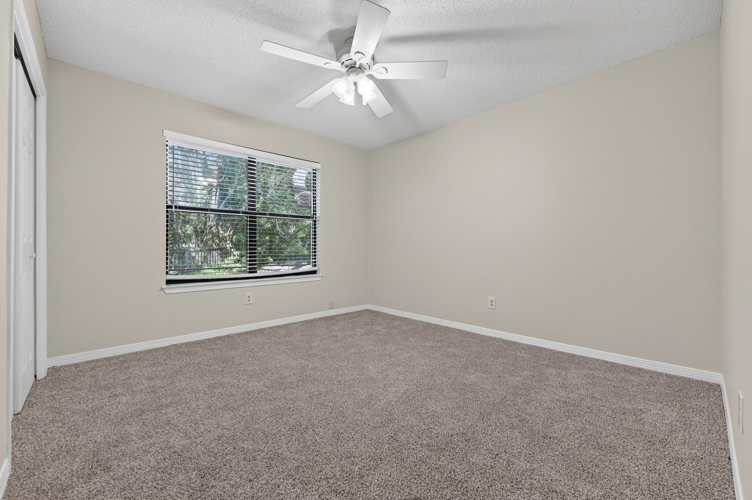 CARIBBEAN VILLAGE WEST - Residential