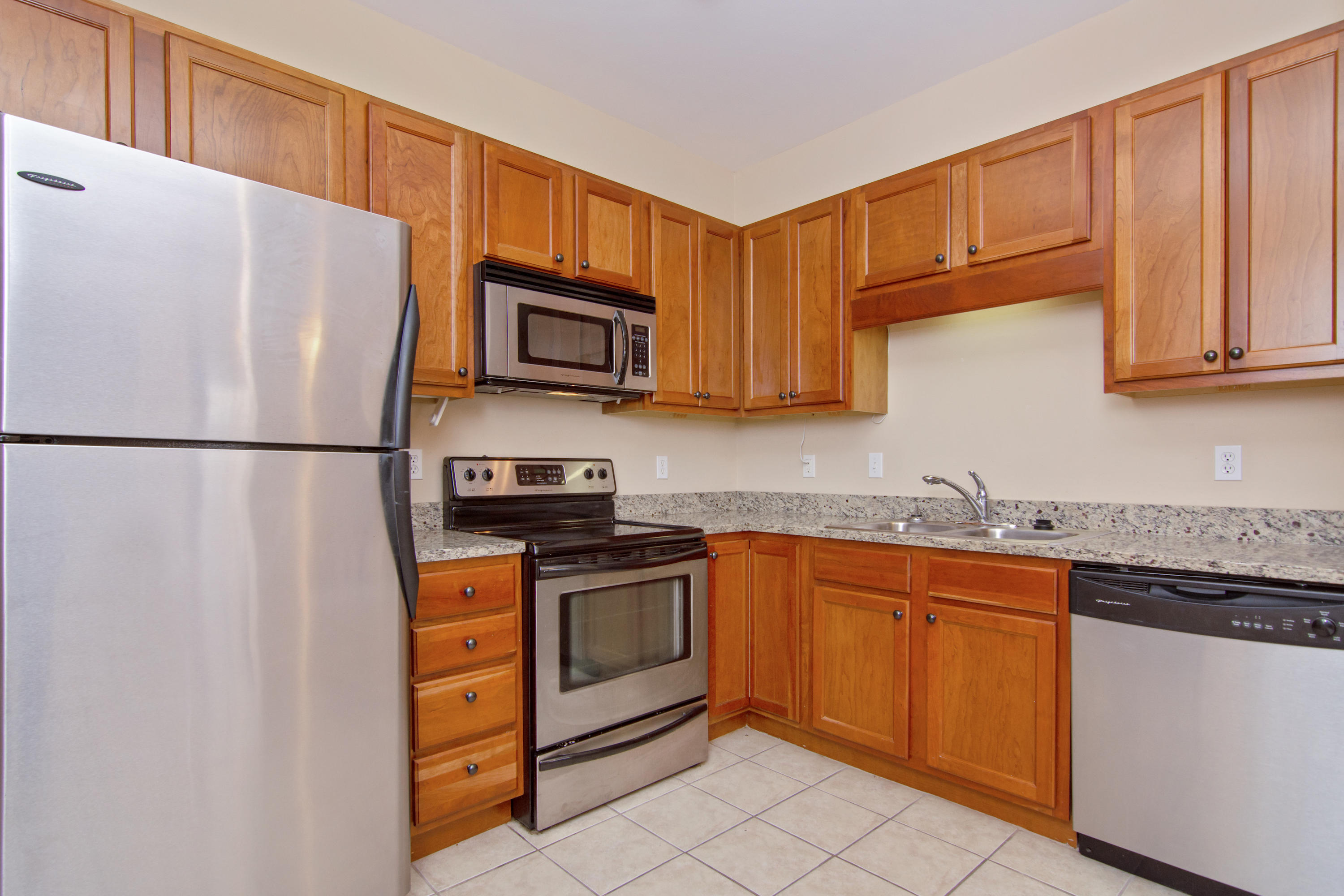 CARONDOLET T/H - Residential