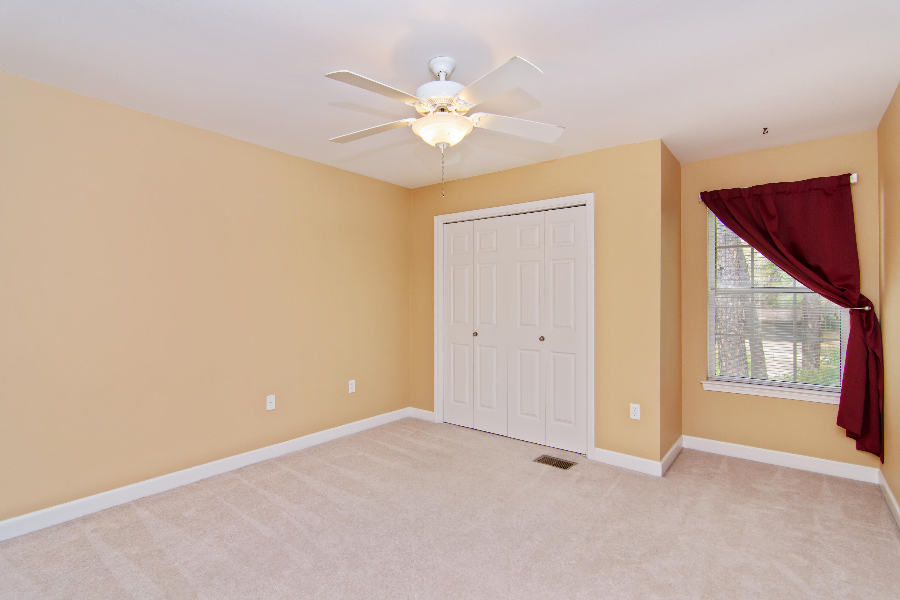 CARONDOLET T/H - Residential