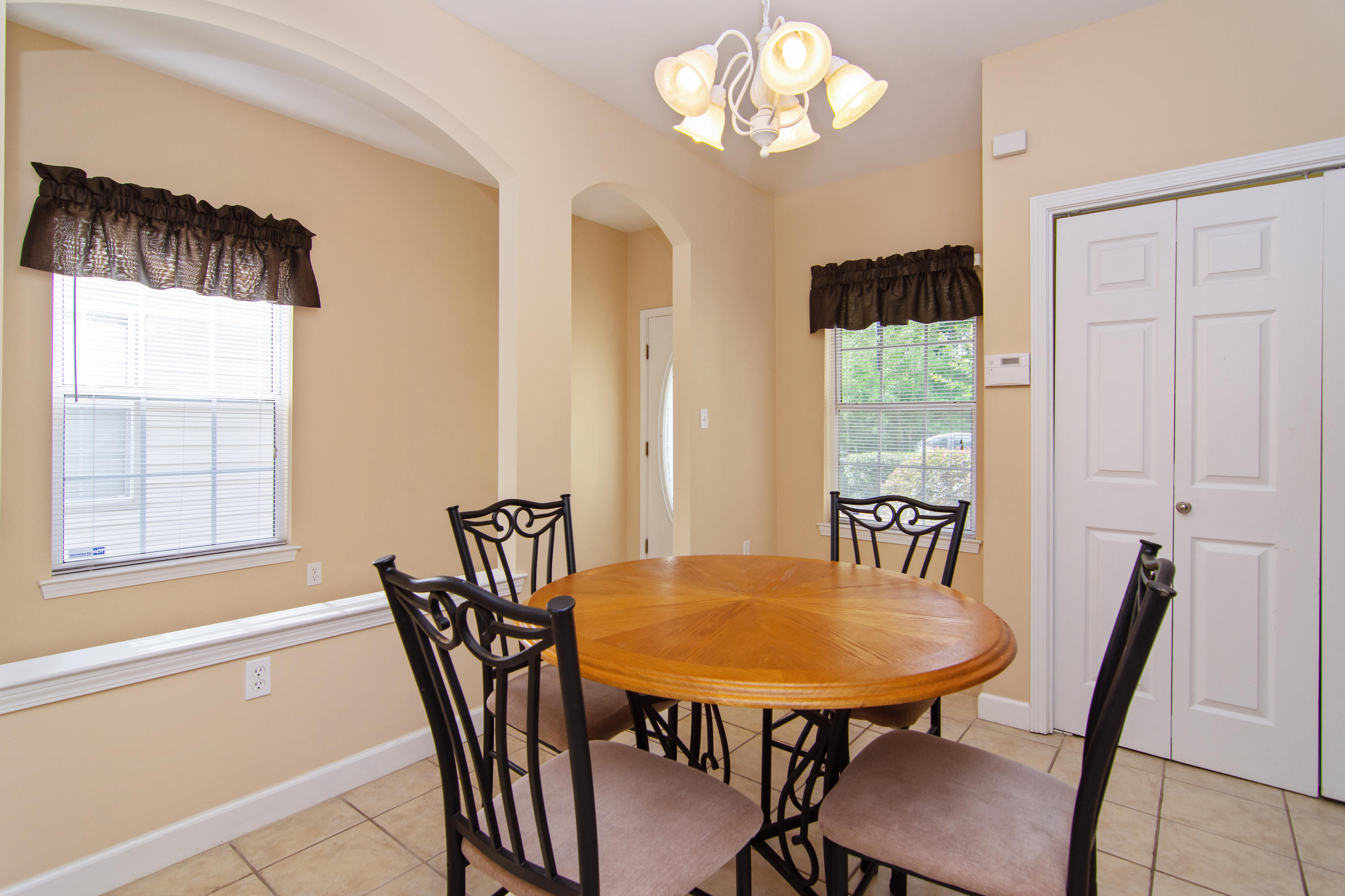 CARONDOLET T/H - Residential