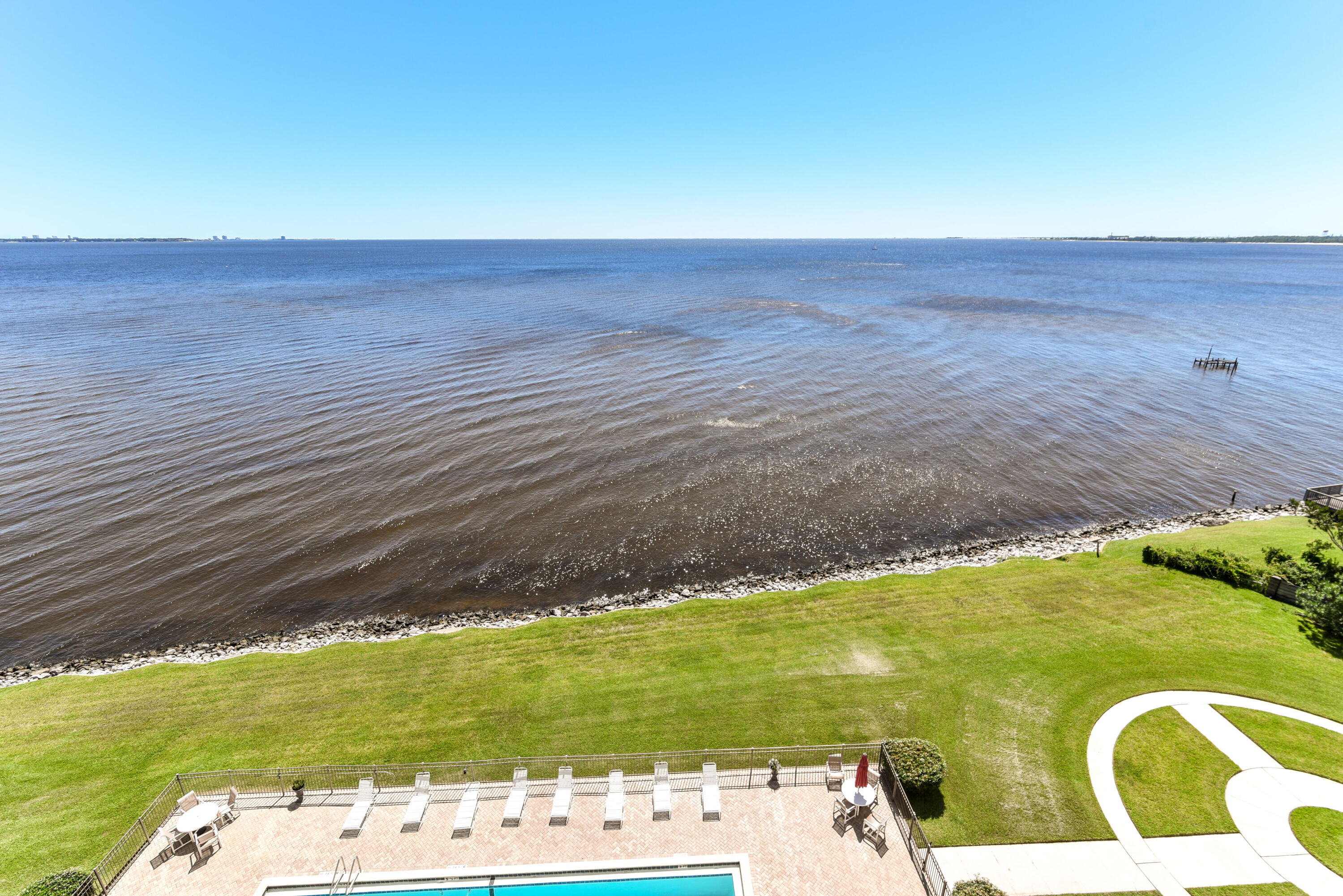 RIVIERA 615 CONDO - Residential