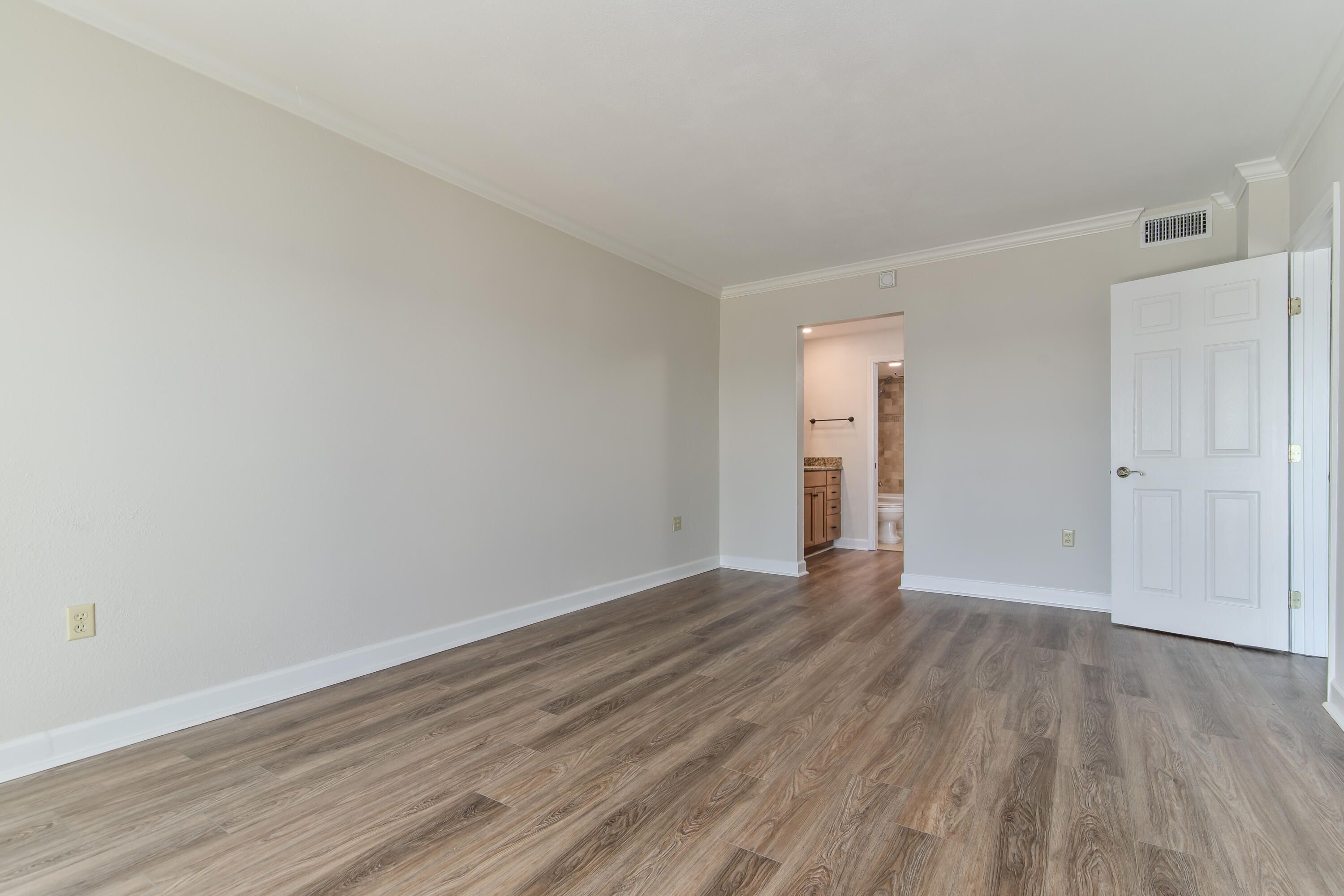 RIVIERA 615 CONDO - Residential