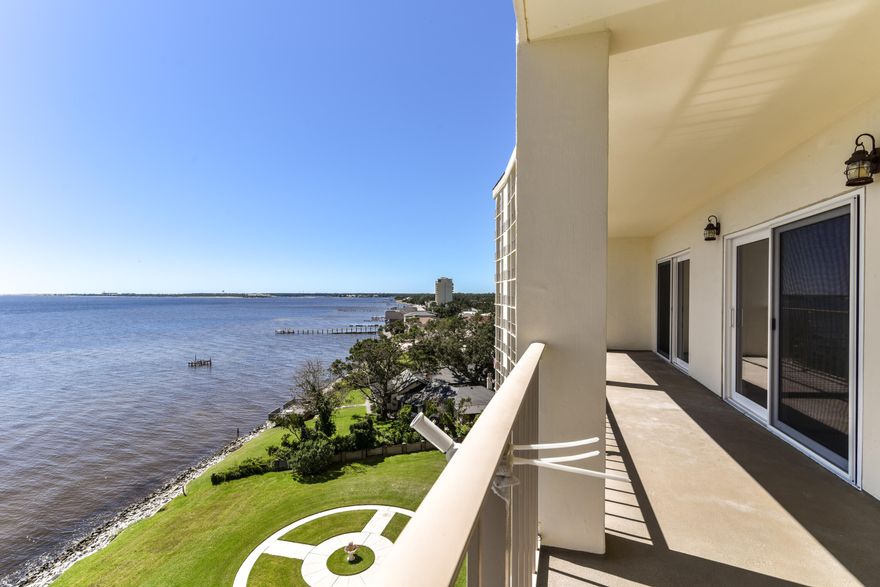 Situated on Pensacola Bay, this condo offers many upgrades such as a completely renovated kitchen and bathrooms with brand new luxury vinyl plank flooring throughout the entire unit as well as fresh paint. You'll enjoy the community pool and community room and expansive balcony providing breathtaking Bay views with the Pensacola Country Club just .8 miles away. The fully remodeled kitchen comes equipped with granite counter tops, Kraftmade solid wood Dovetail cabinetry with soft close features, additional storage and a pantry. Wake up to Bay views in the primary suite which is suitable for a King-sized bed. The primary bathroom features a Kohler whirlpool bathtub with custom tile and a Kohler toilet and sink. New soft close Kraftmade cabinetry with granite counter tops and a wonderful walk