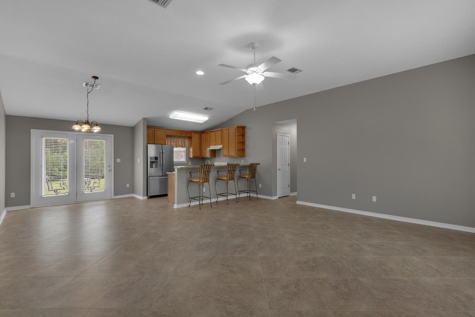 HOLLEY BY THE SEA - Residential