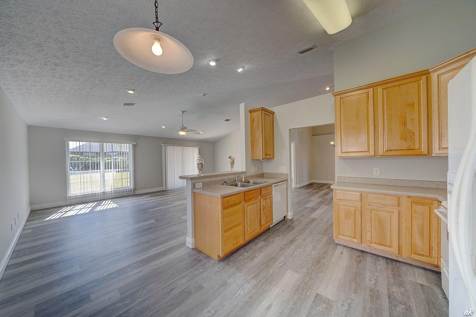 HILLCREST S/D - Residential