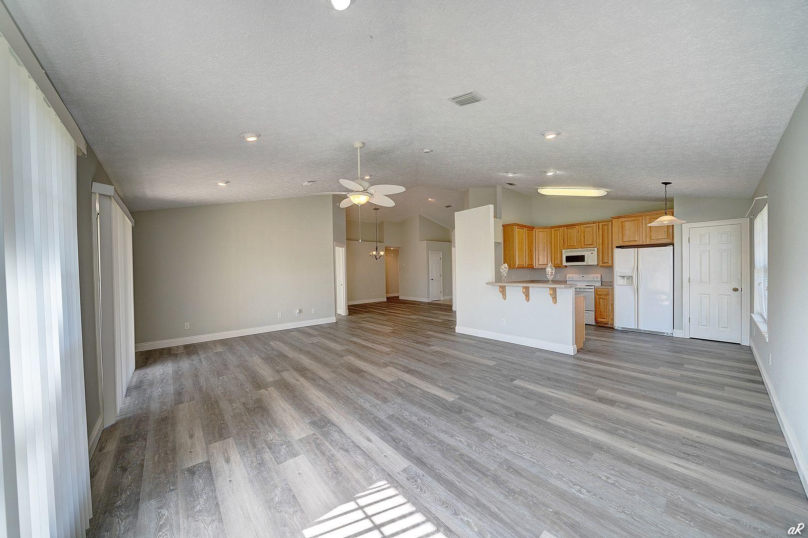 HILLCREST S/D - Residential