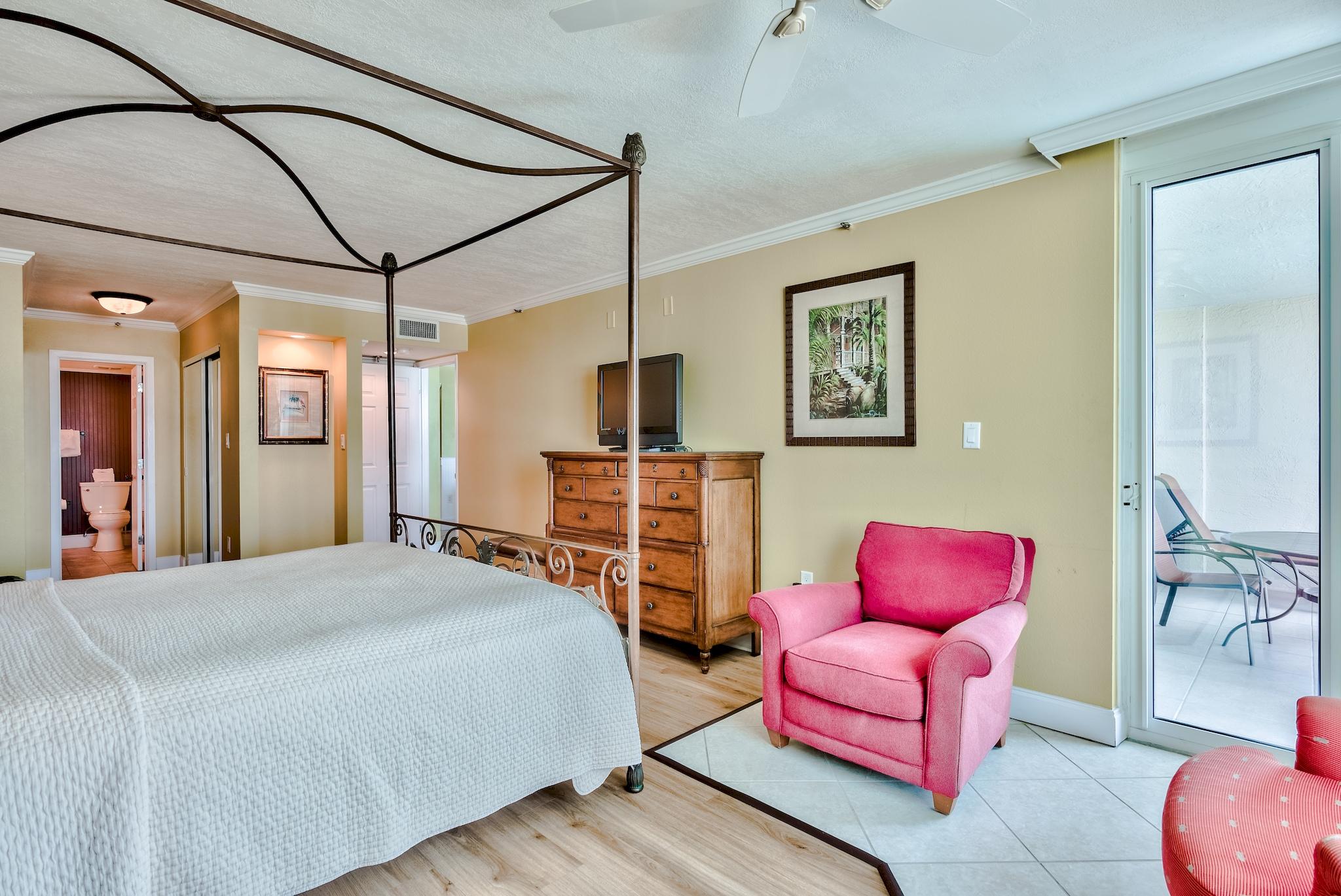 BREAKERS OF FWB PH 2 - Residential