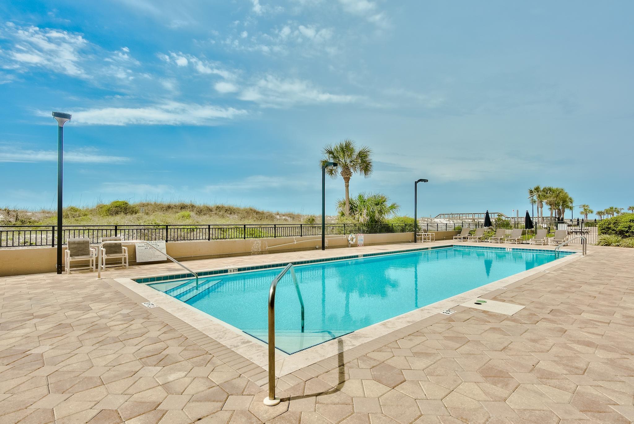 BREAKERS OF FWB PH 2 - Residential