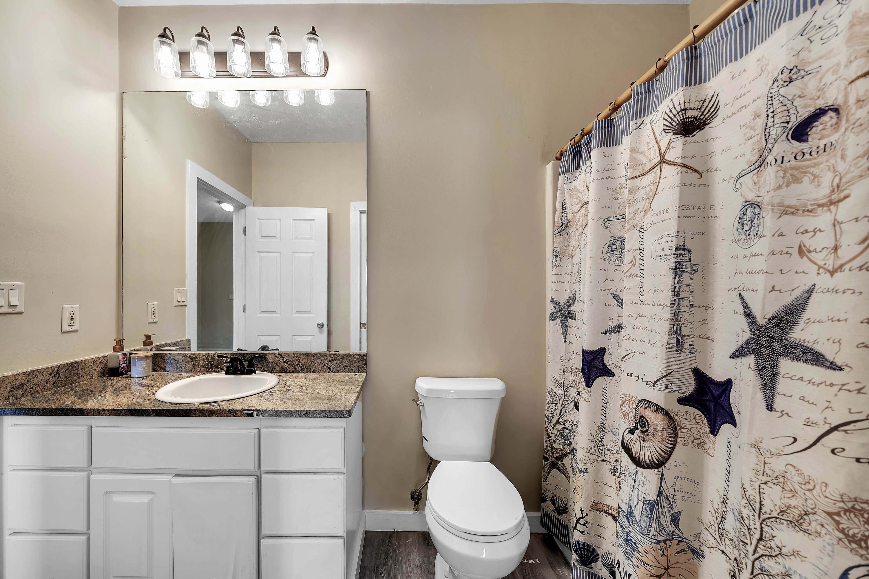 BAHAMA BEACH - Residential