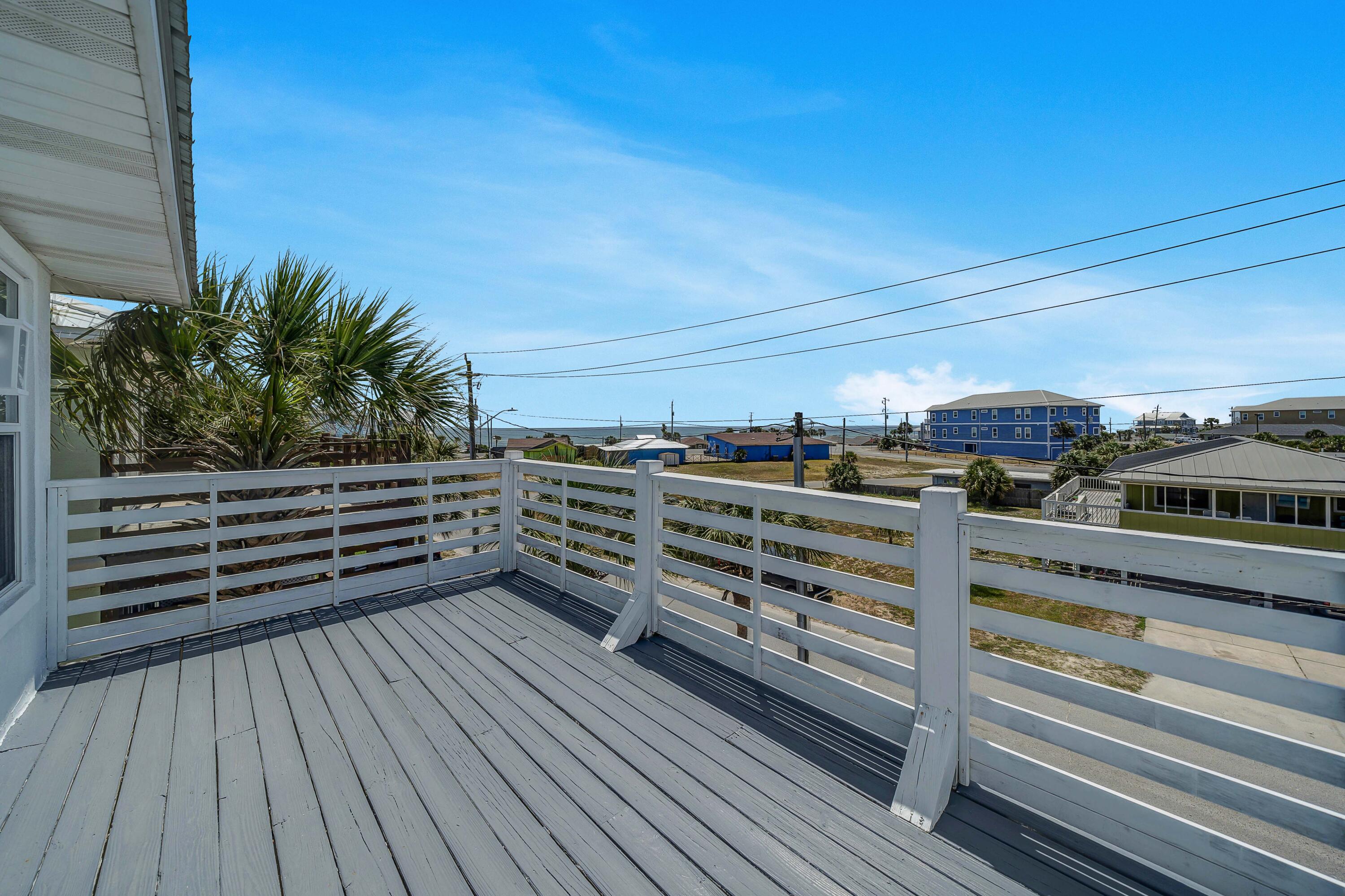 BAHAMA BEACH - Residential