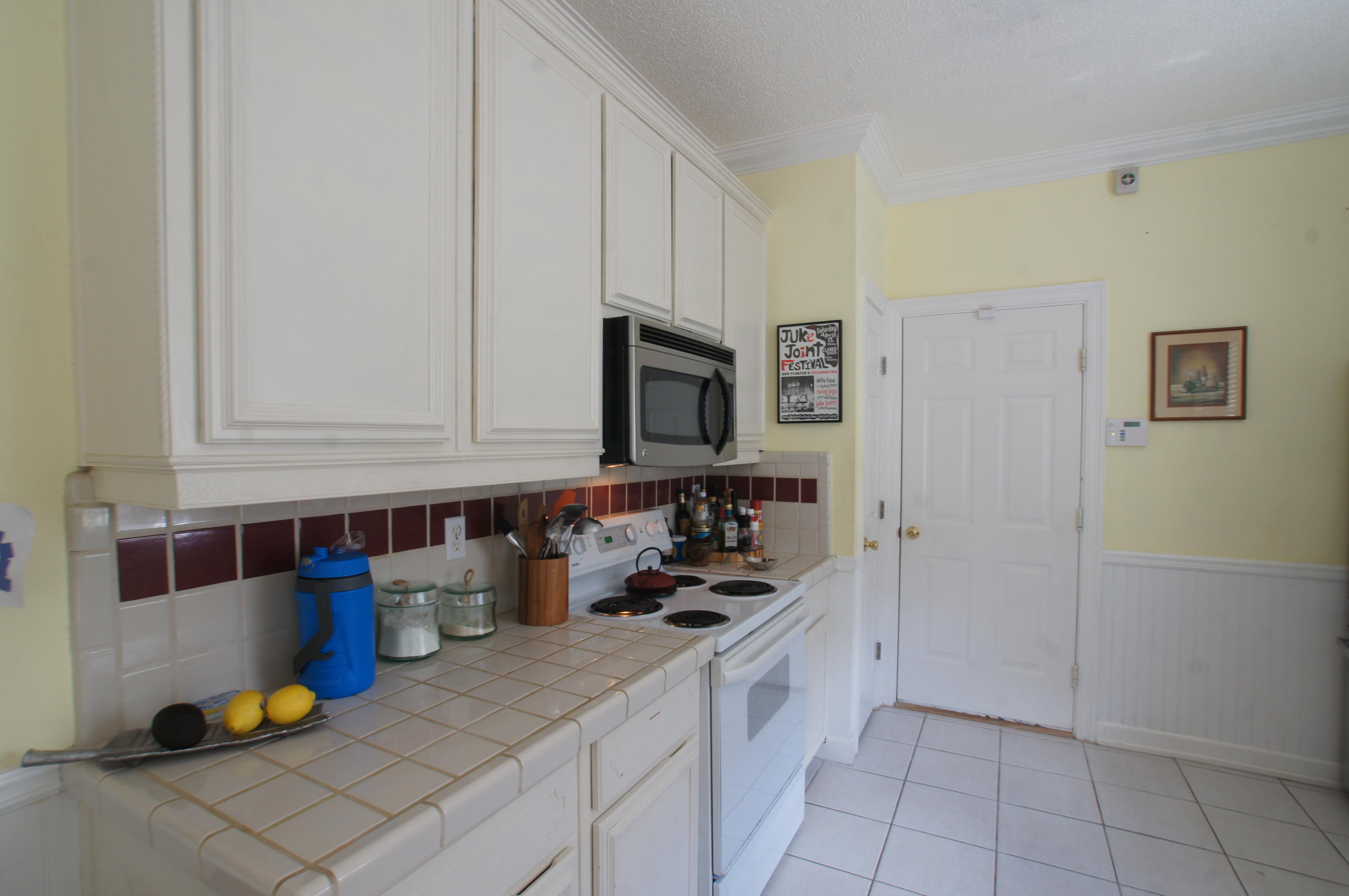 ESCADA - Residential