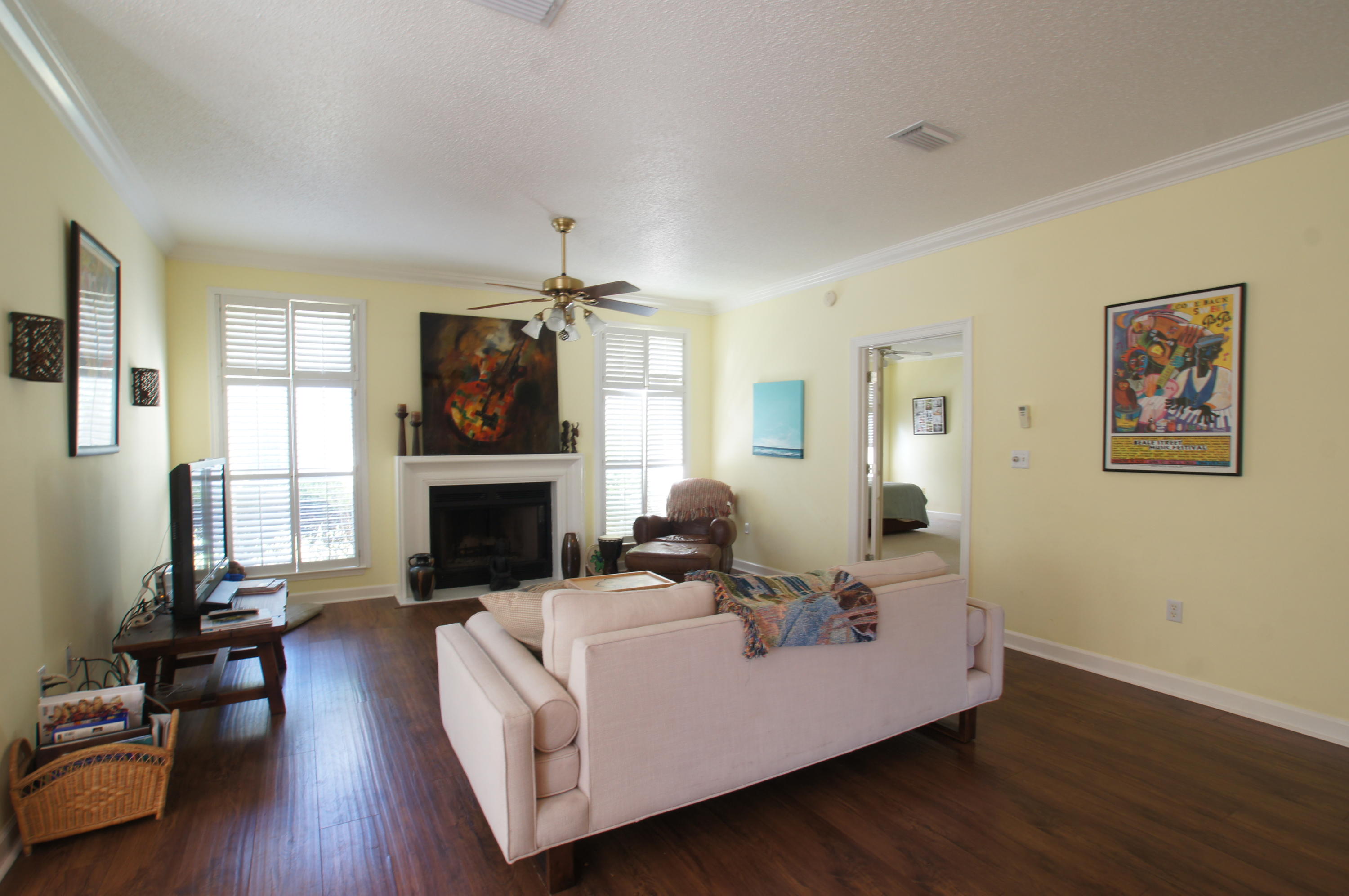 ESCADA - Residential