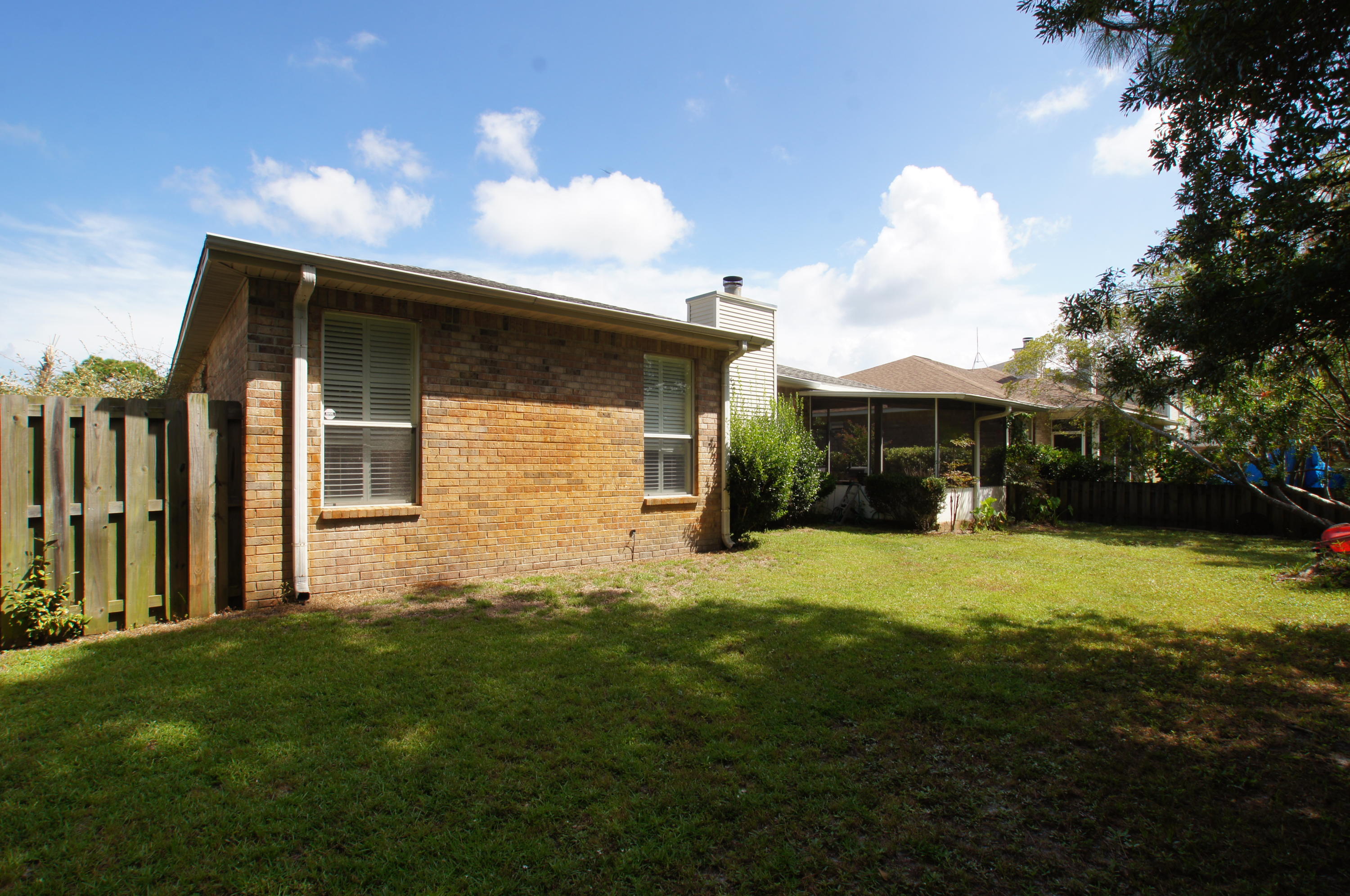 ESCADA - Residential