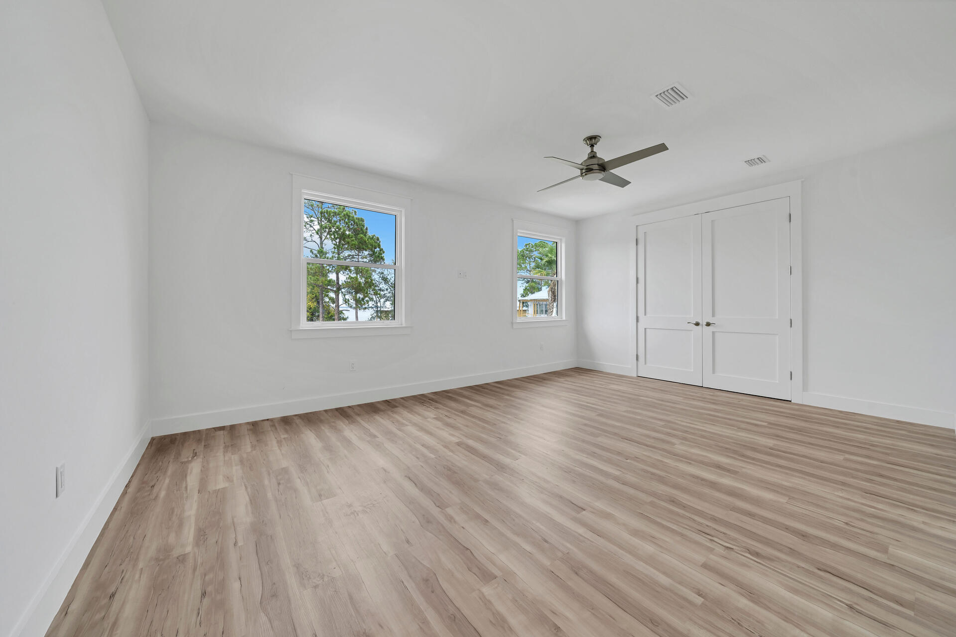 SHELTER COVE ESTATES 2ND ADDN - Residential