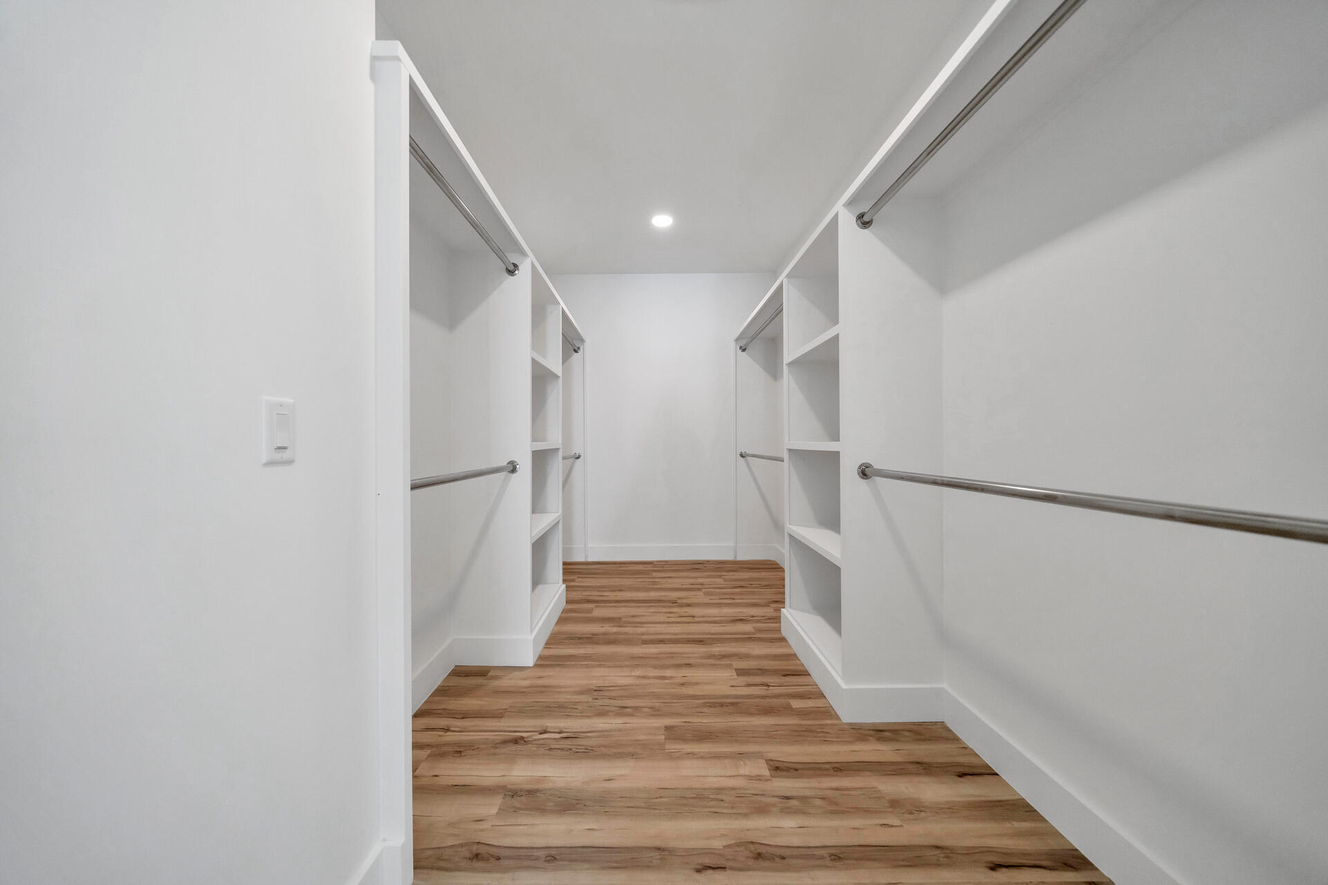 SHELTER COVE ESTATES 2ND ADDN - Residential