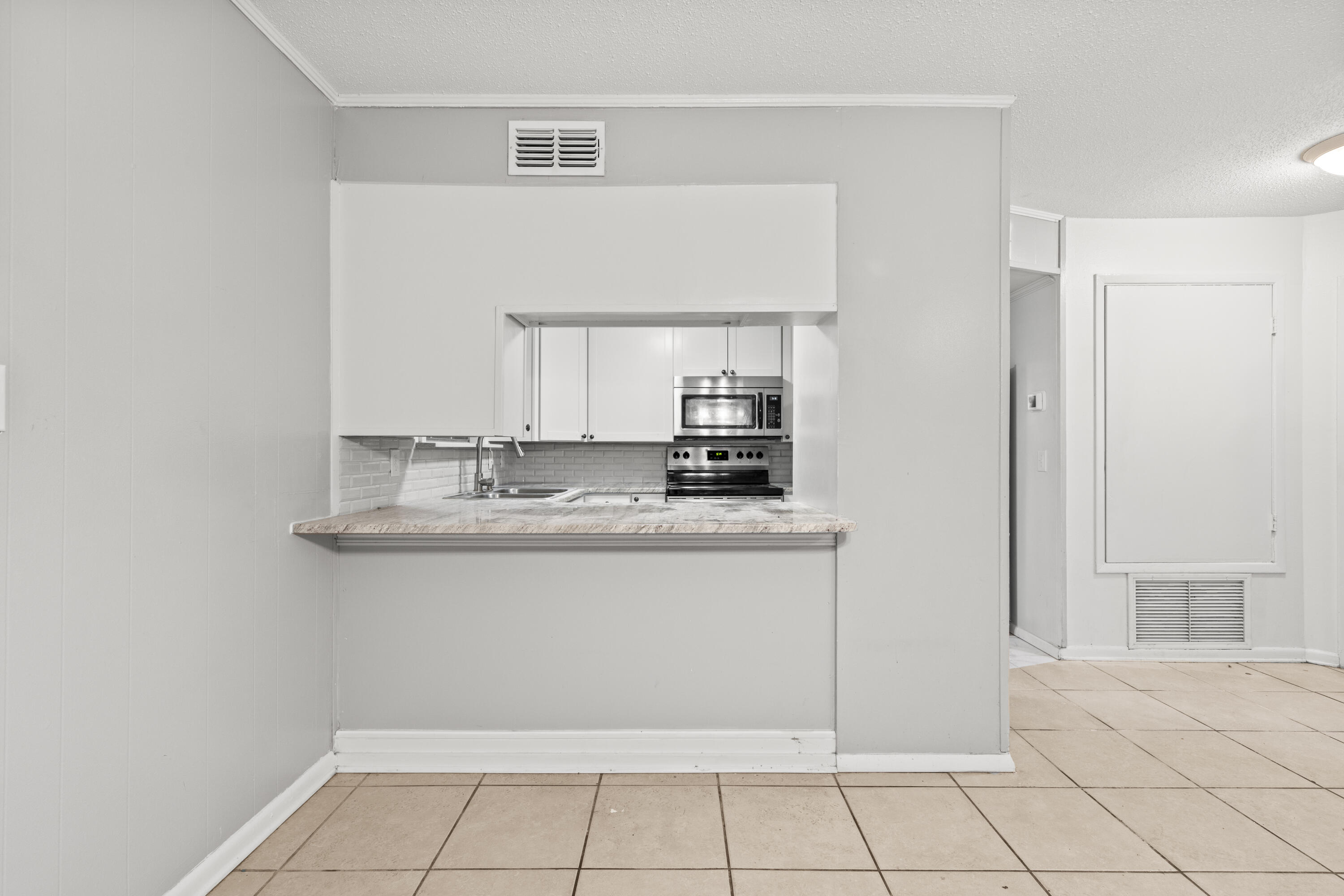 VALENCIA ARMS - Residential