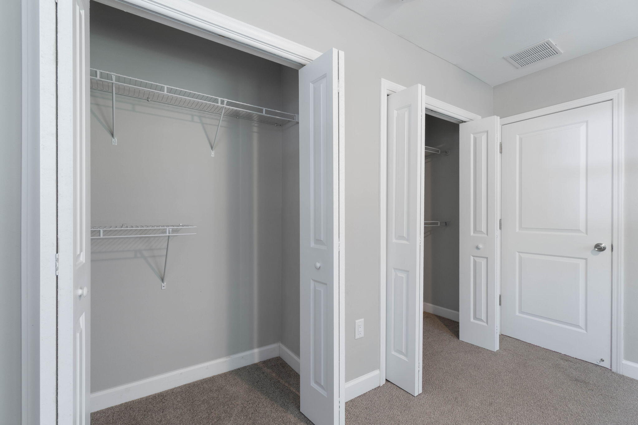 COLONY ESTATES LOT 37 BLK 4 - Residential Lease