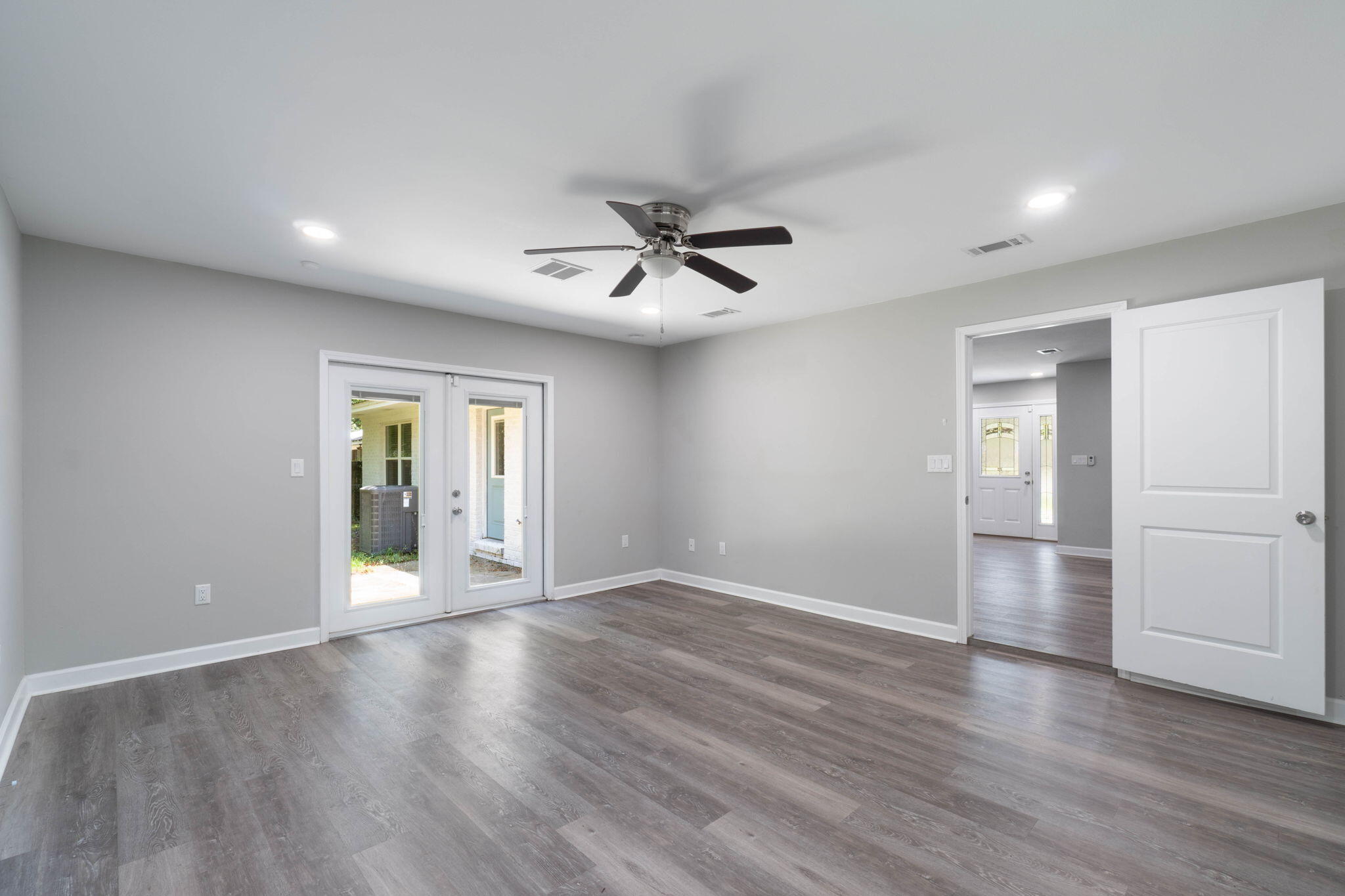 COLONY ESTATES LOT 37 BLK 4 - Residential Lease