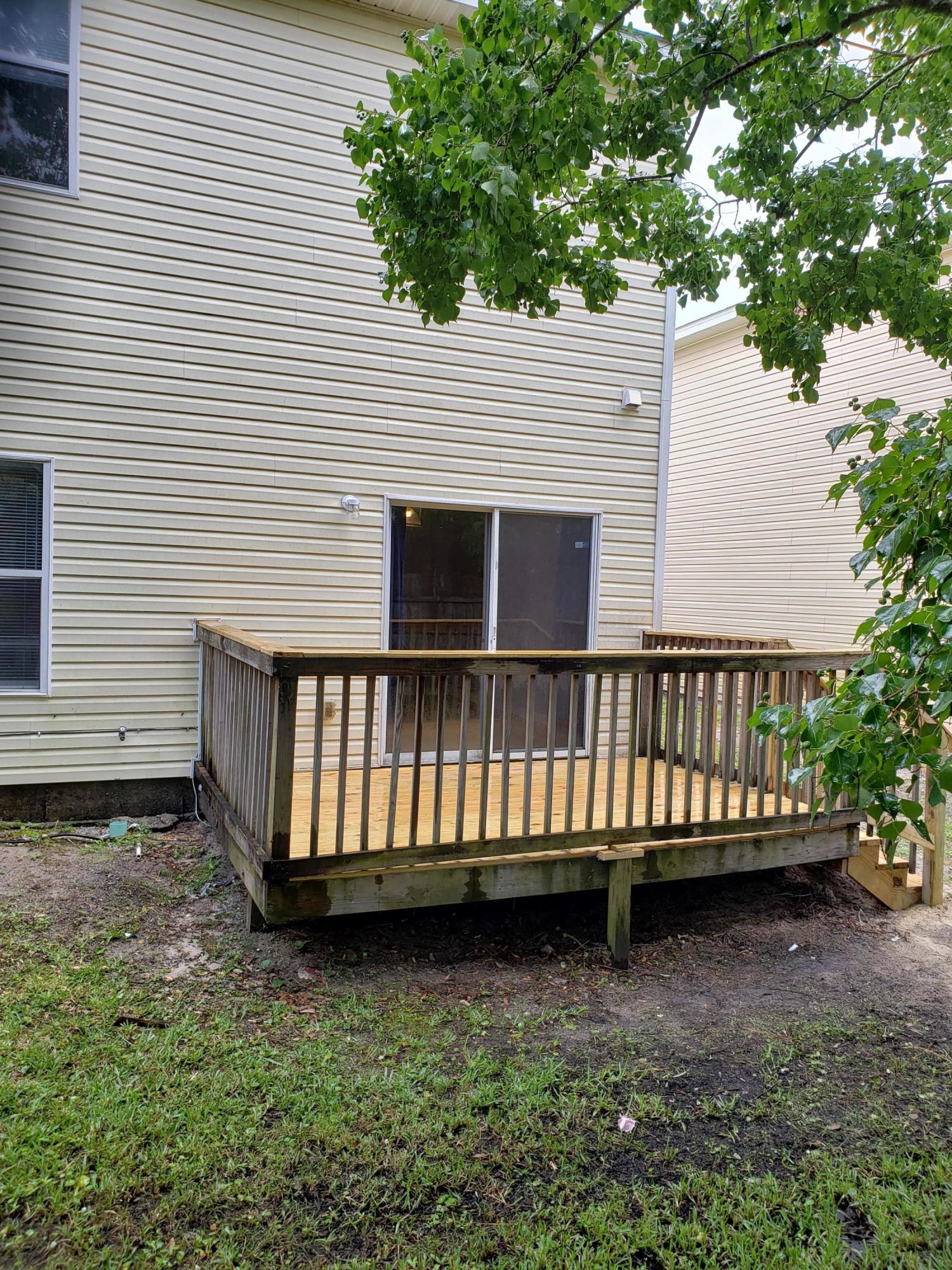 SANTA ROSA OAKS CONDOMINIUM - Residential